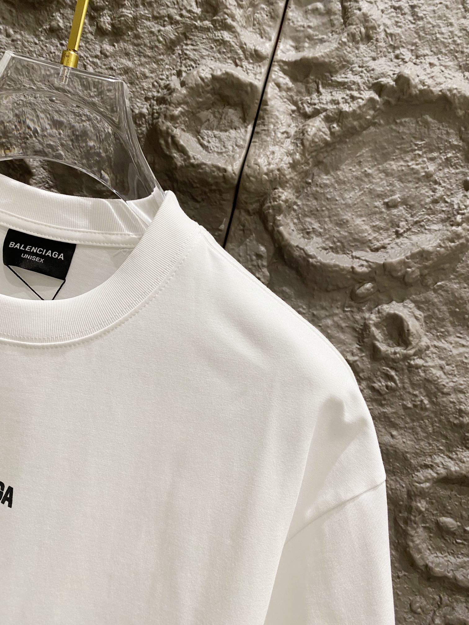 LuxluxHouse Best Quality Clothes Balenciaga T-shirt