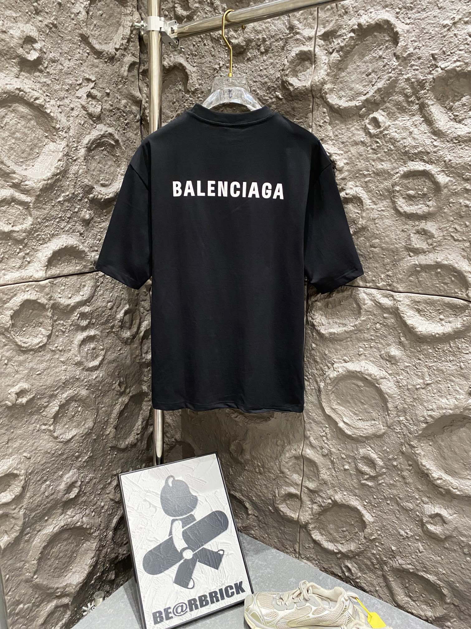 LuxluxHouse Best Quality Clothes Balenciaga T-shirt