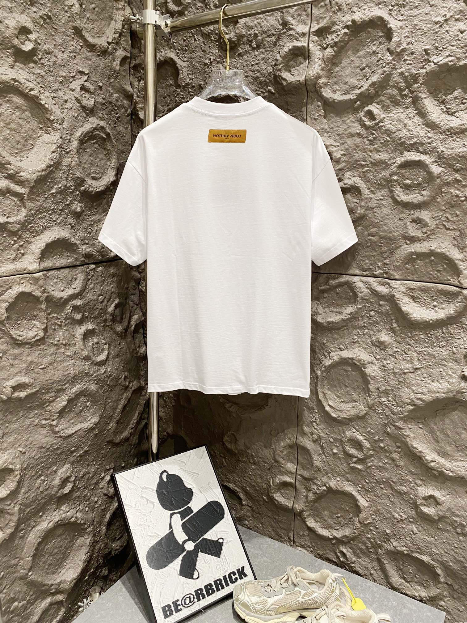 LuxluxHouse Best Quality Clothes T-shirt Louis Vuitton