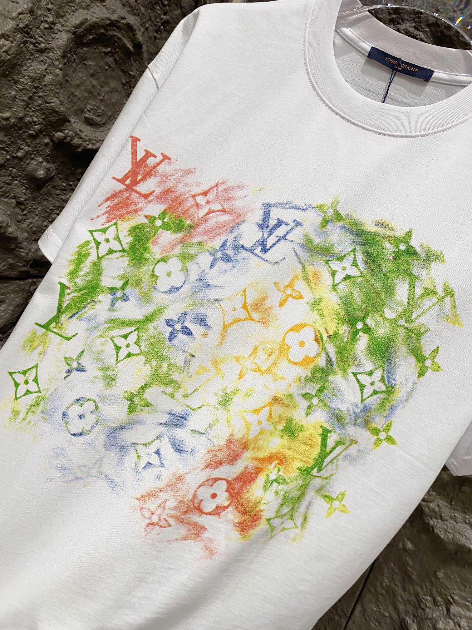 LuxluxHouse Best Quality Clothes T-shirt Louis Vuitton