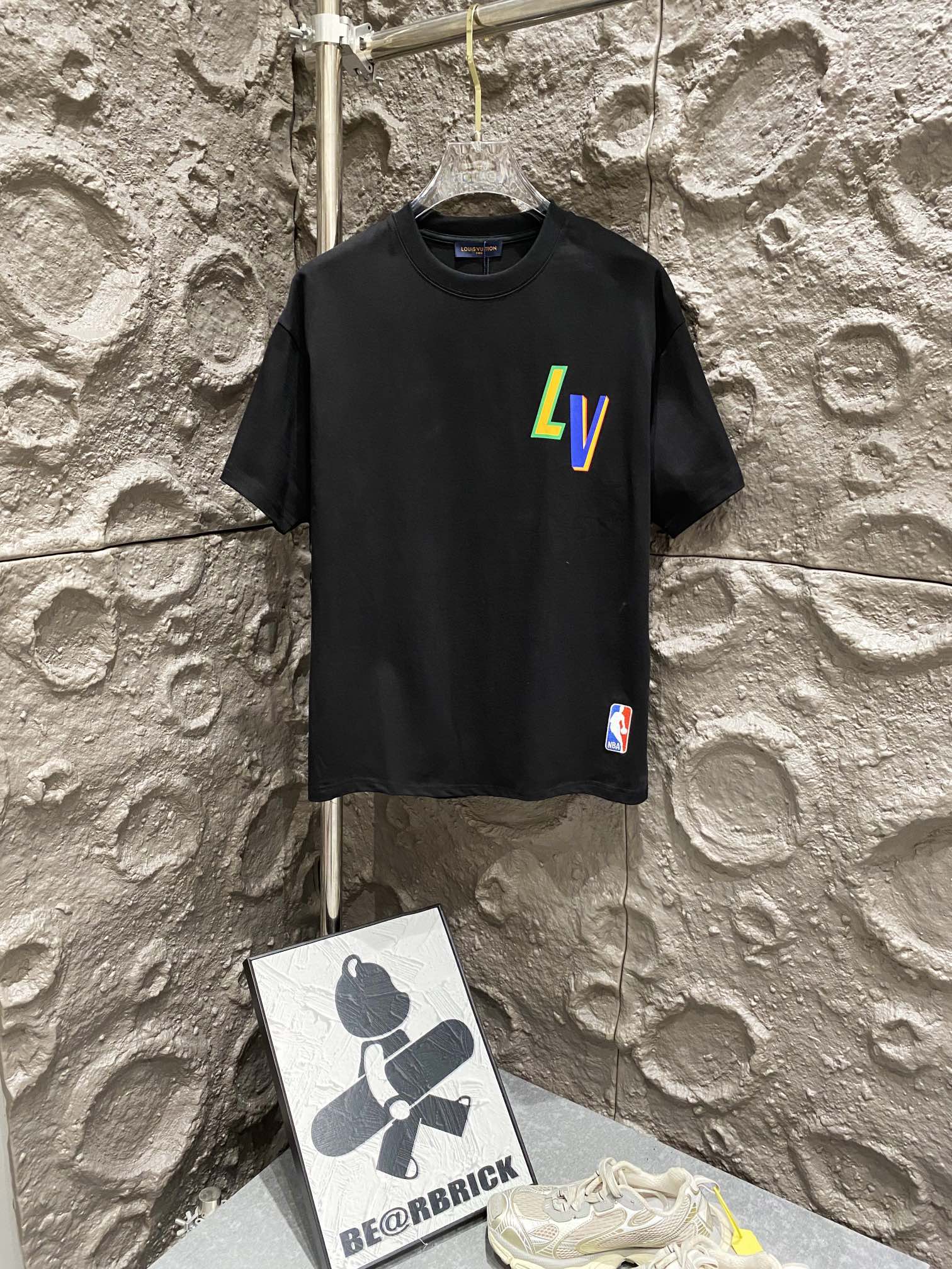 LuxluxHouse Best Quality Clothes T-shirt Louis Vuitton