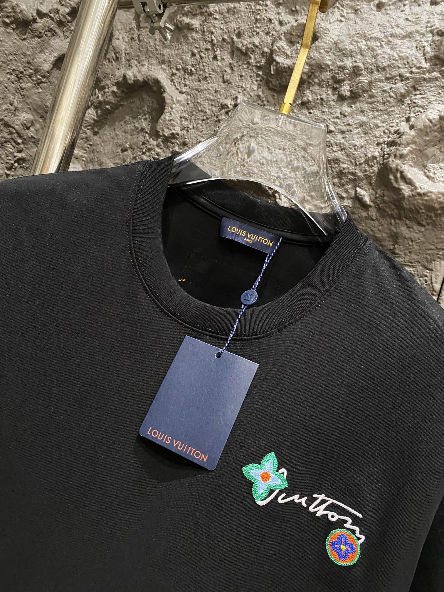 LuxluxHouse Best Quality Clothes T-shirt Louis Vuitton