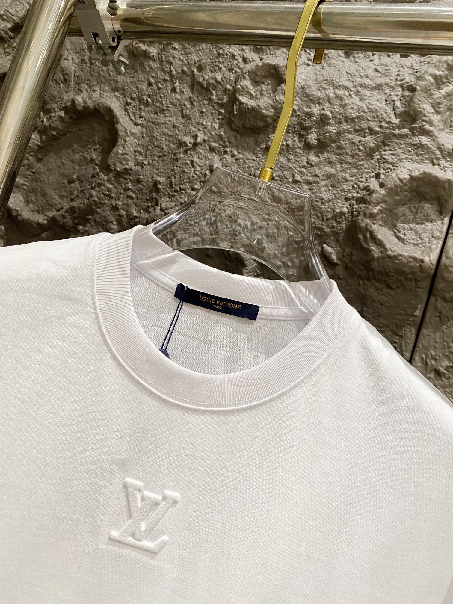 LuxluxHouse Best Quality Clothes T-shirt Louis Vuitton