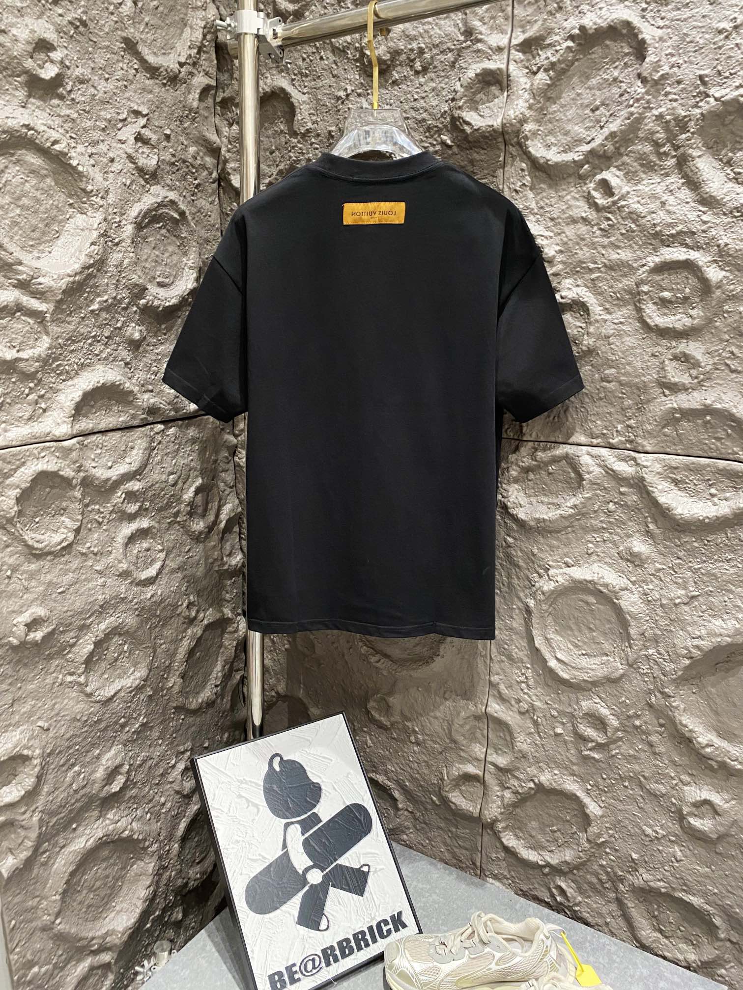 LuxluxHouse Best Quality Clothes T-shirt Louis Vuitton