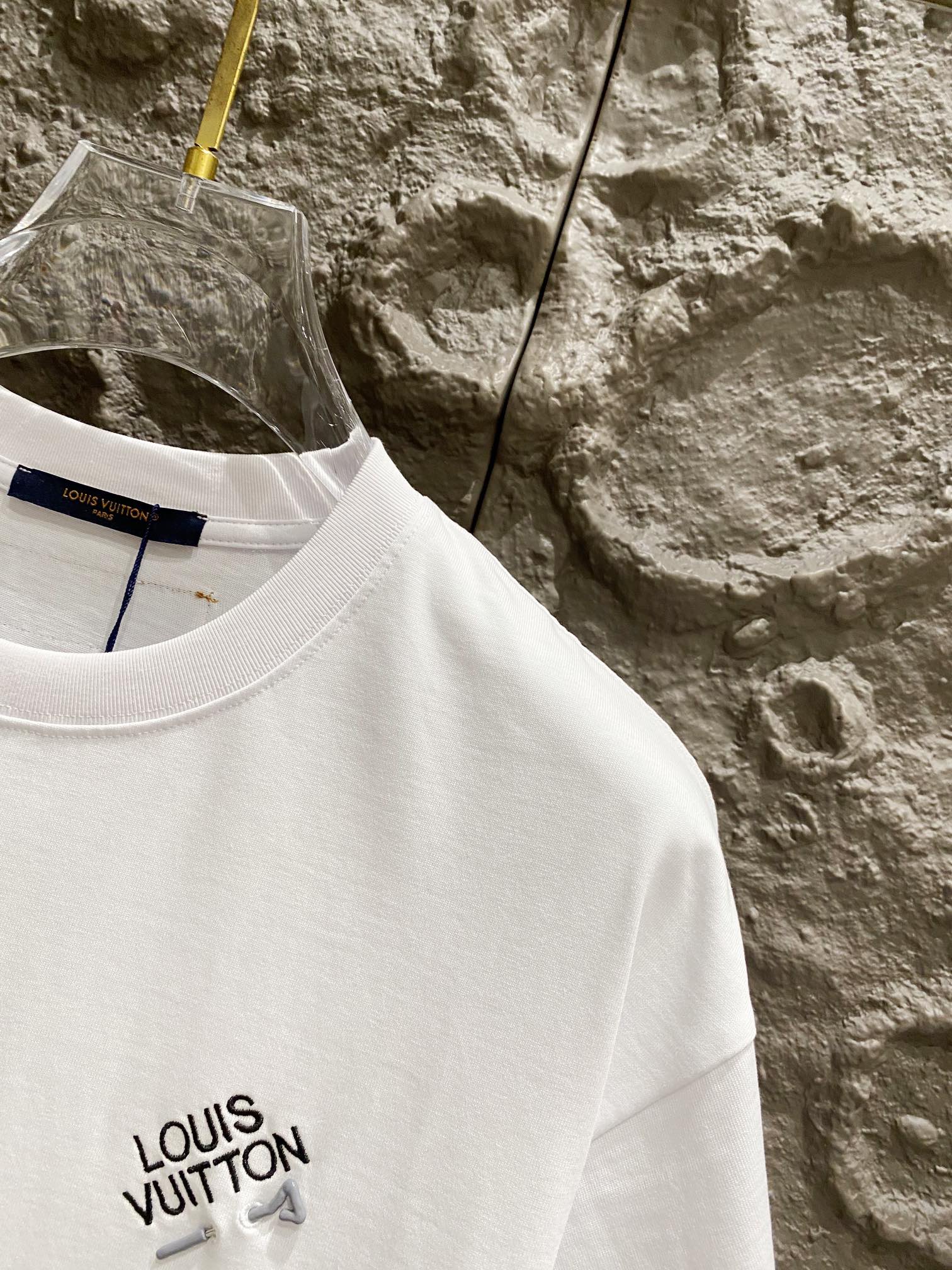 LuxluxHouse Best Quality Clothes T-shirt Louis Vuitton