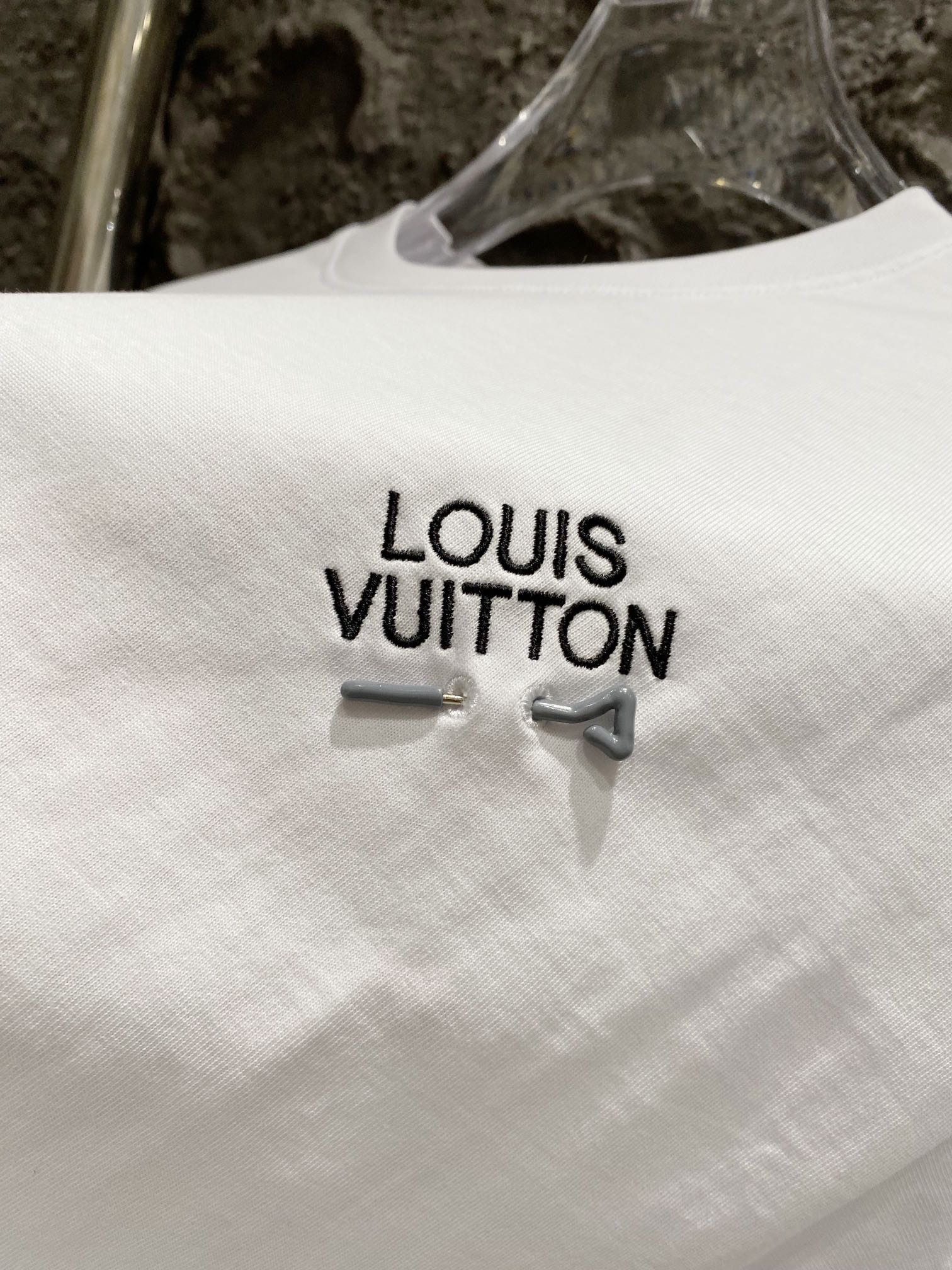LuxluxHouse Best Quality Clothes T-shirt Louis Vuitton