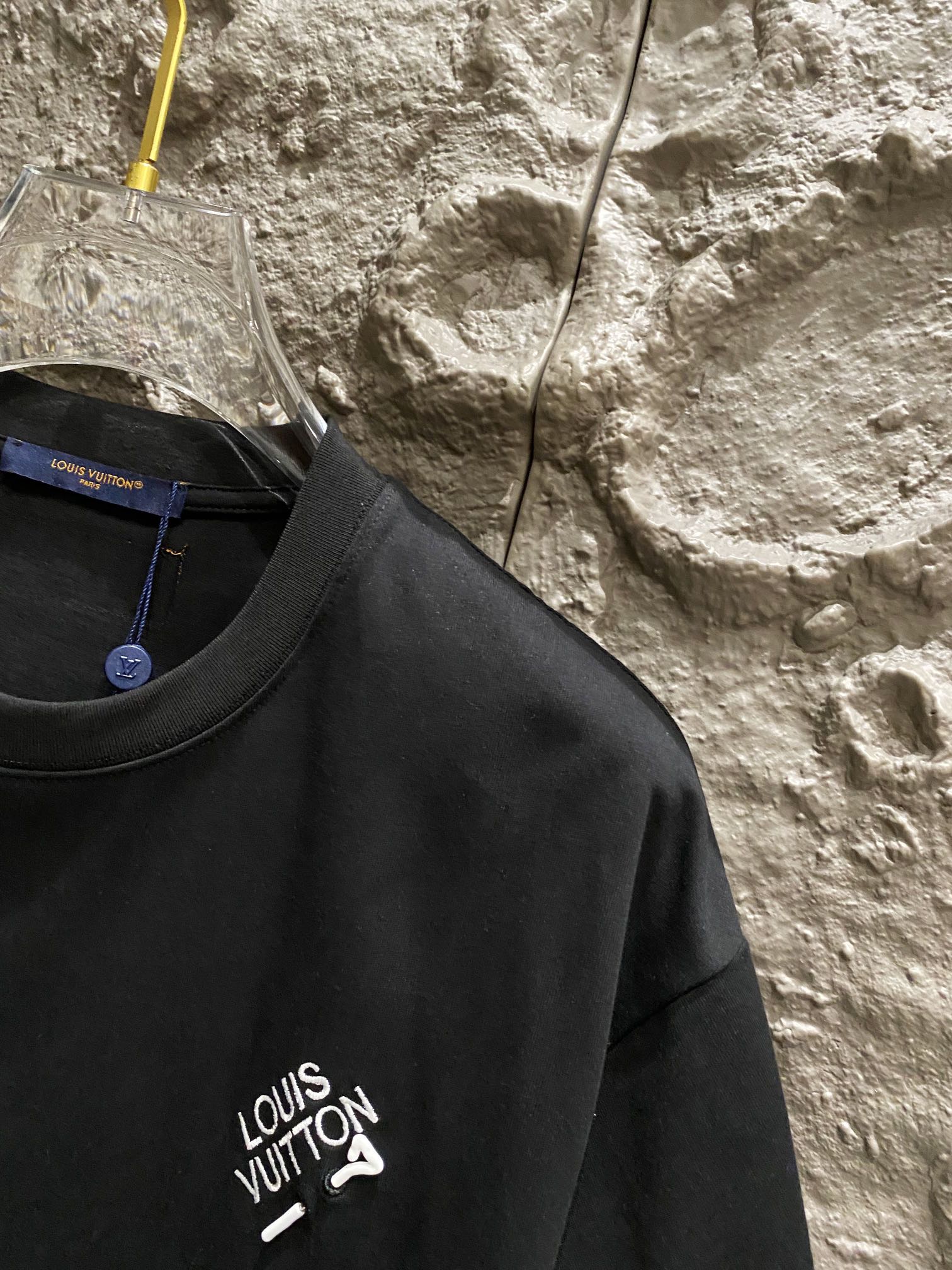 LuxluxHouse Best Quality Clothes T-shirt Louis Vuitton