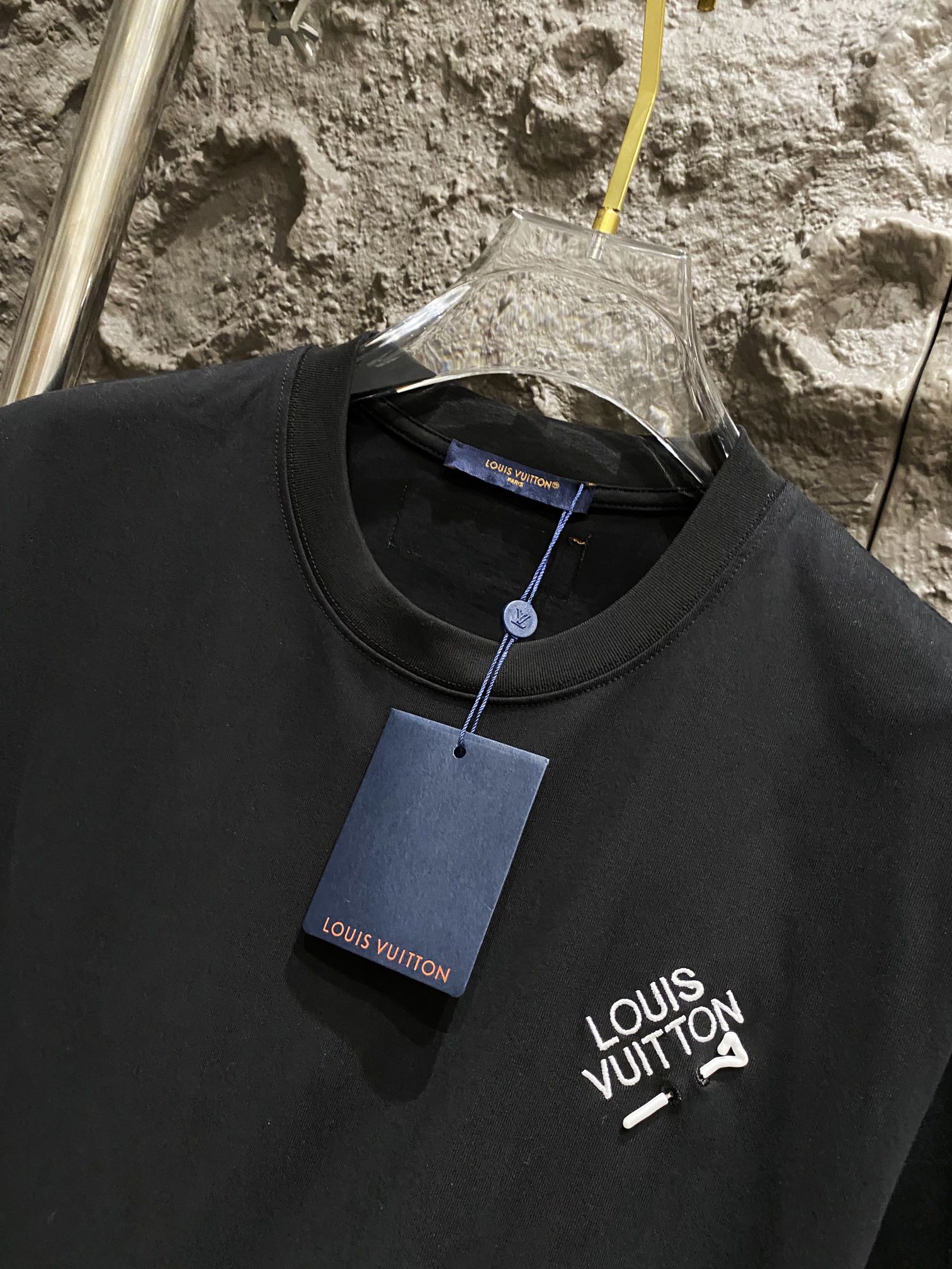 LuxluxHouse Best Quality Clothes T-shirt Louis Vuitton