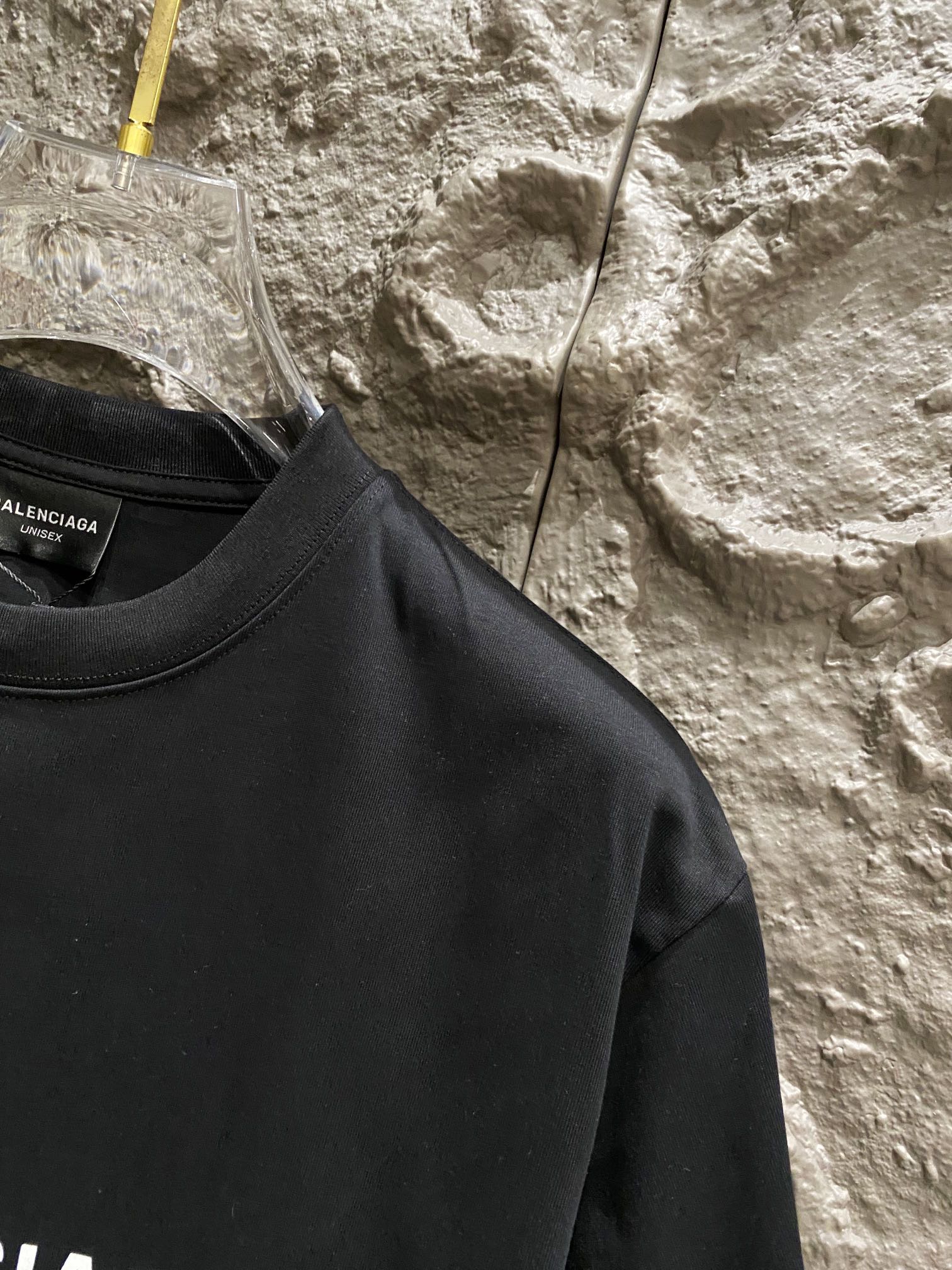 LuxluxHouse Best Quality Clothes Balenciaga T-shirt