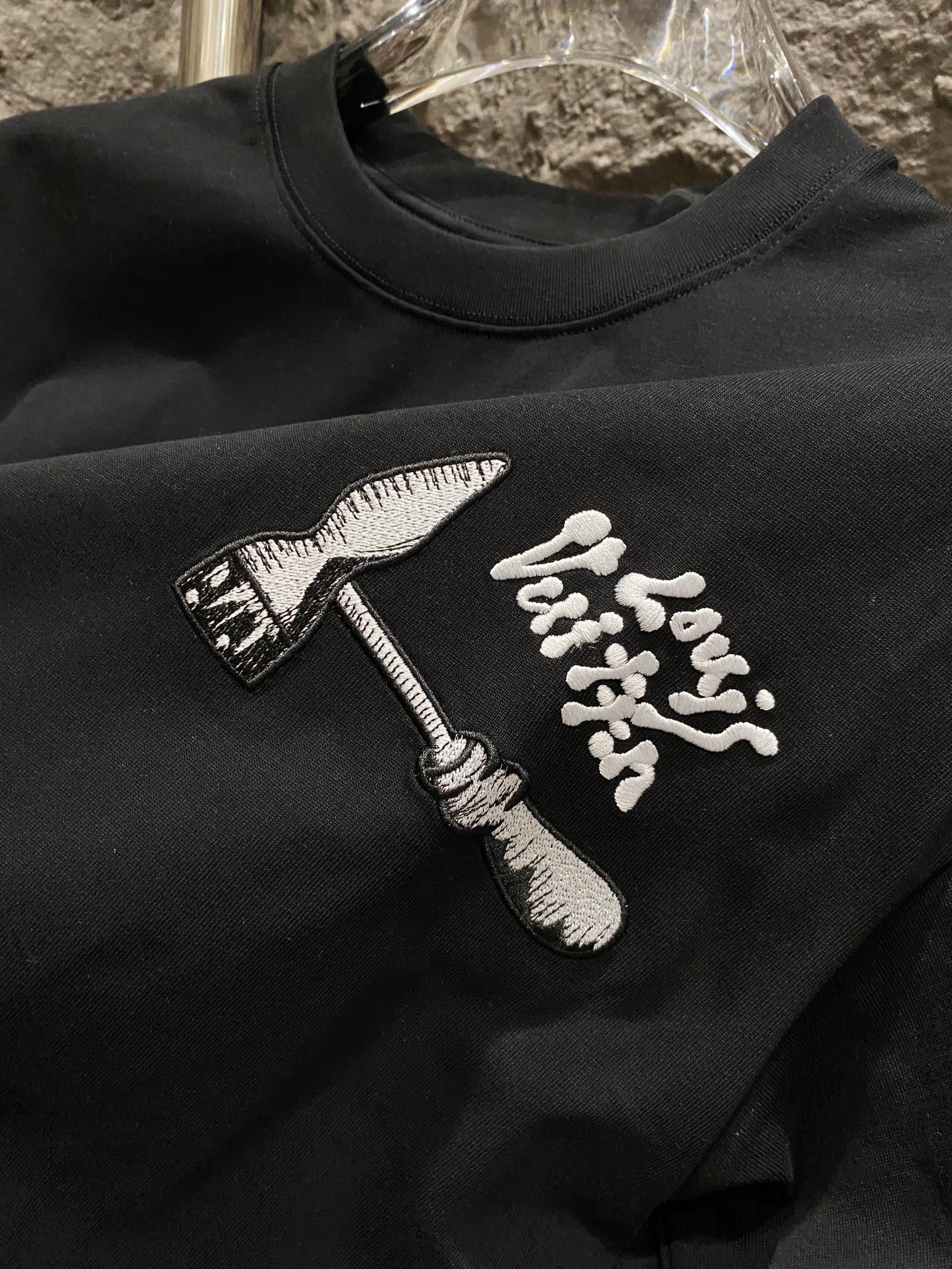 LuxluxHouse Best Quality Clothes T-shirt Louis Vuitton