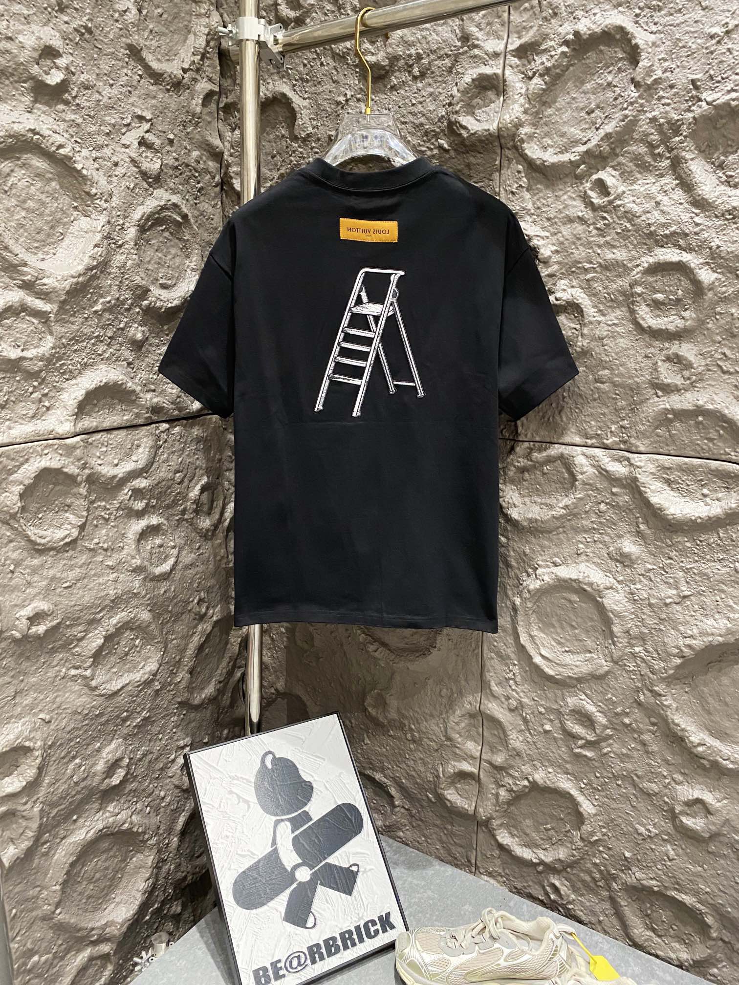 LuxluxHouse Best Quality Clothes T-shirt Louis Vuitton