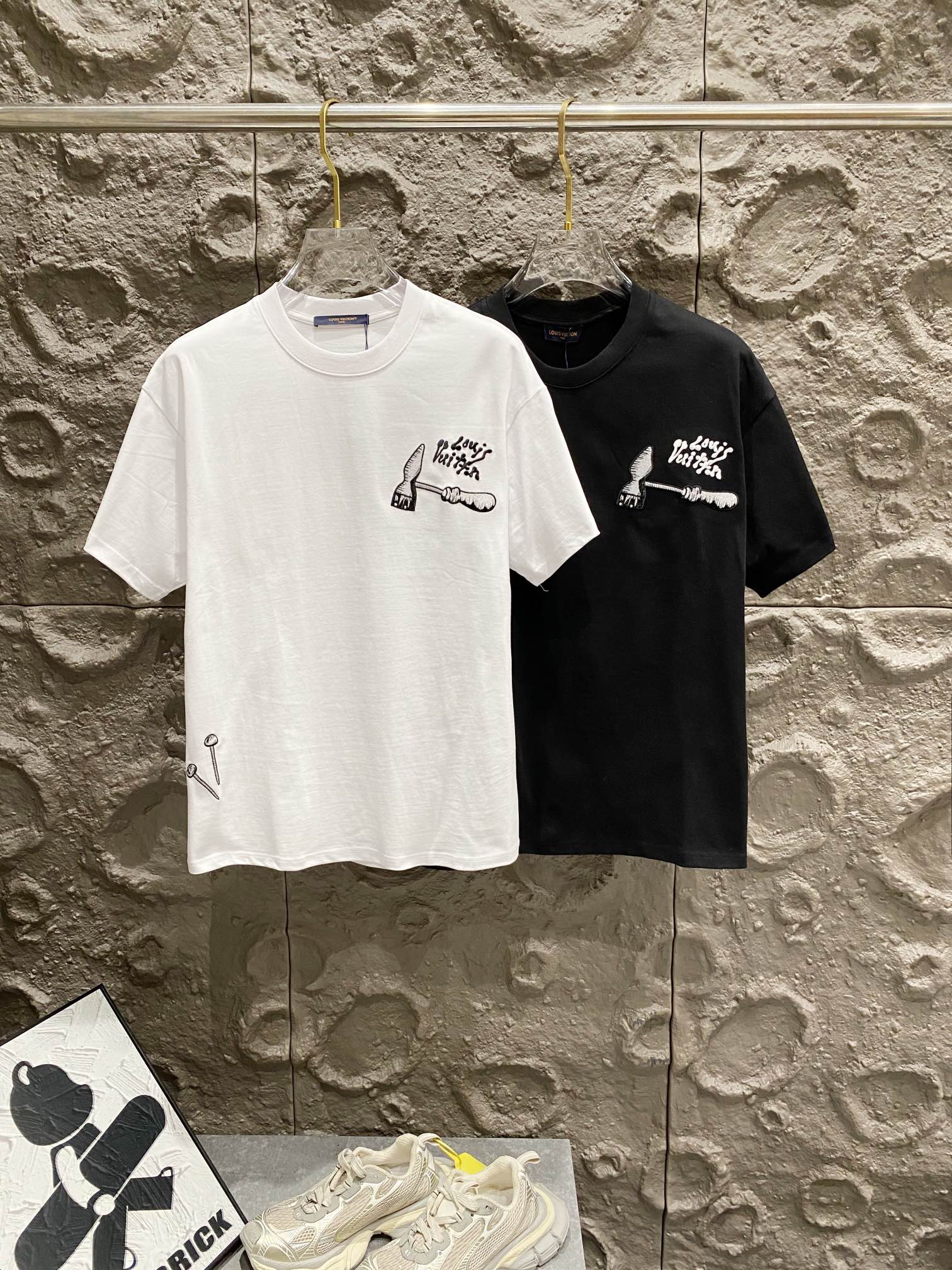 LuxluxHouse Best Quality Clothes T-shirt Louis Vuitton