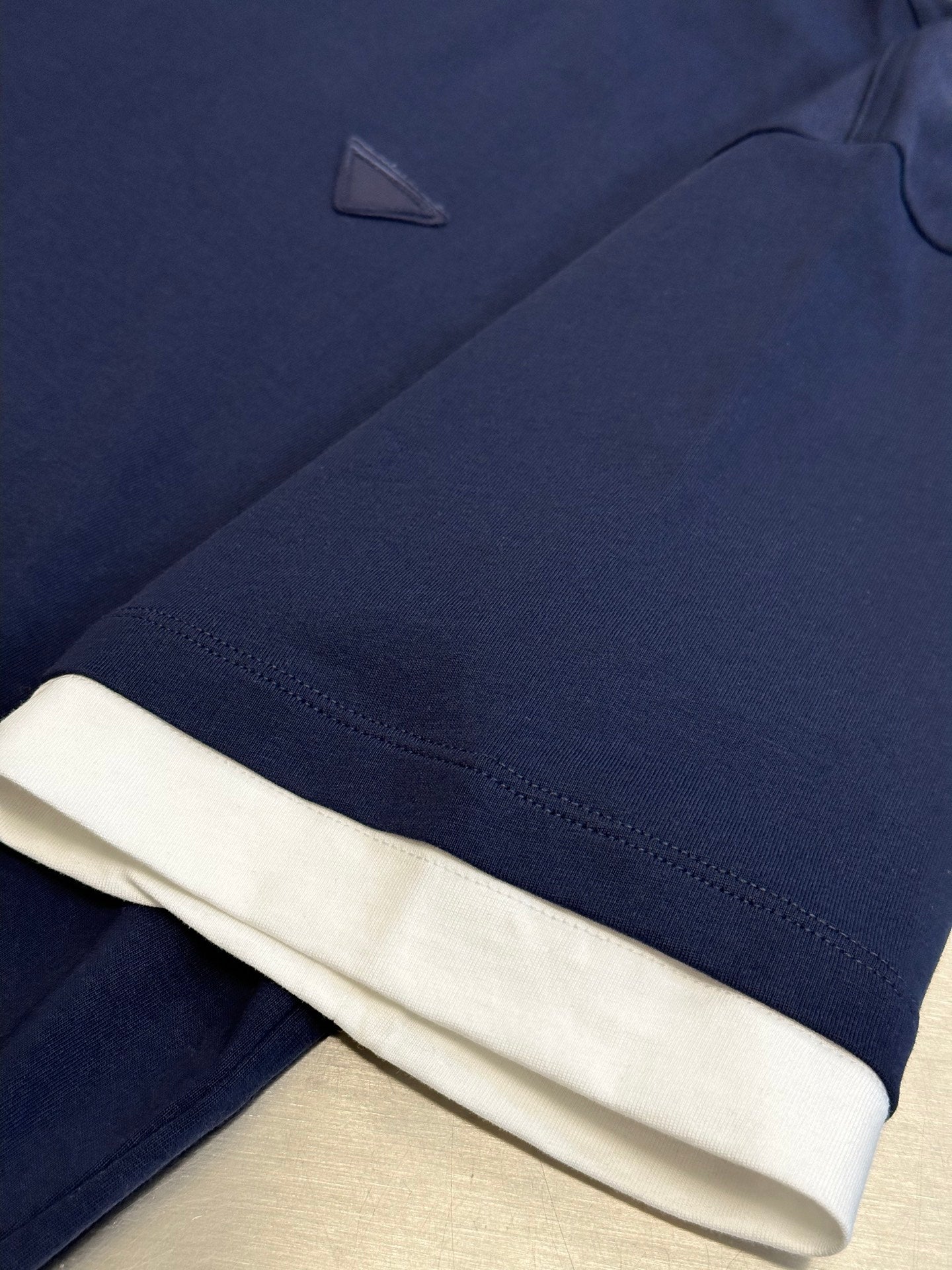 LuxluxHouse Best Quality Clothes T-shirt Prada