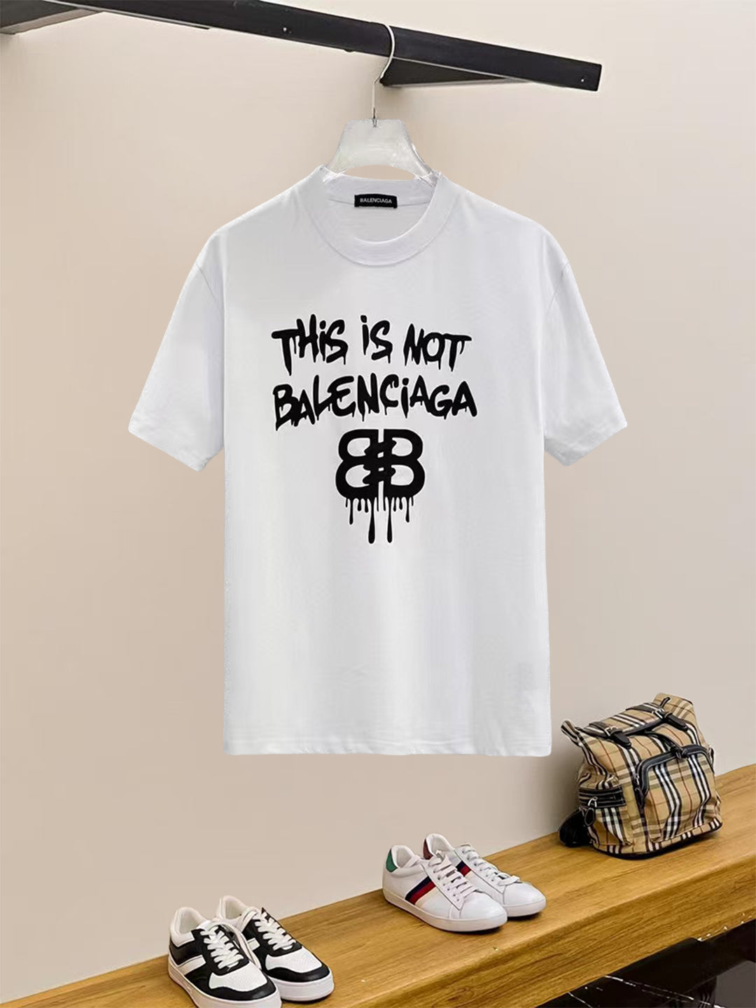 LuxluxHouse Best Quality Clothes Balenciaga T-shirt