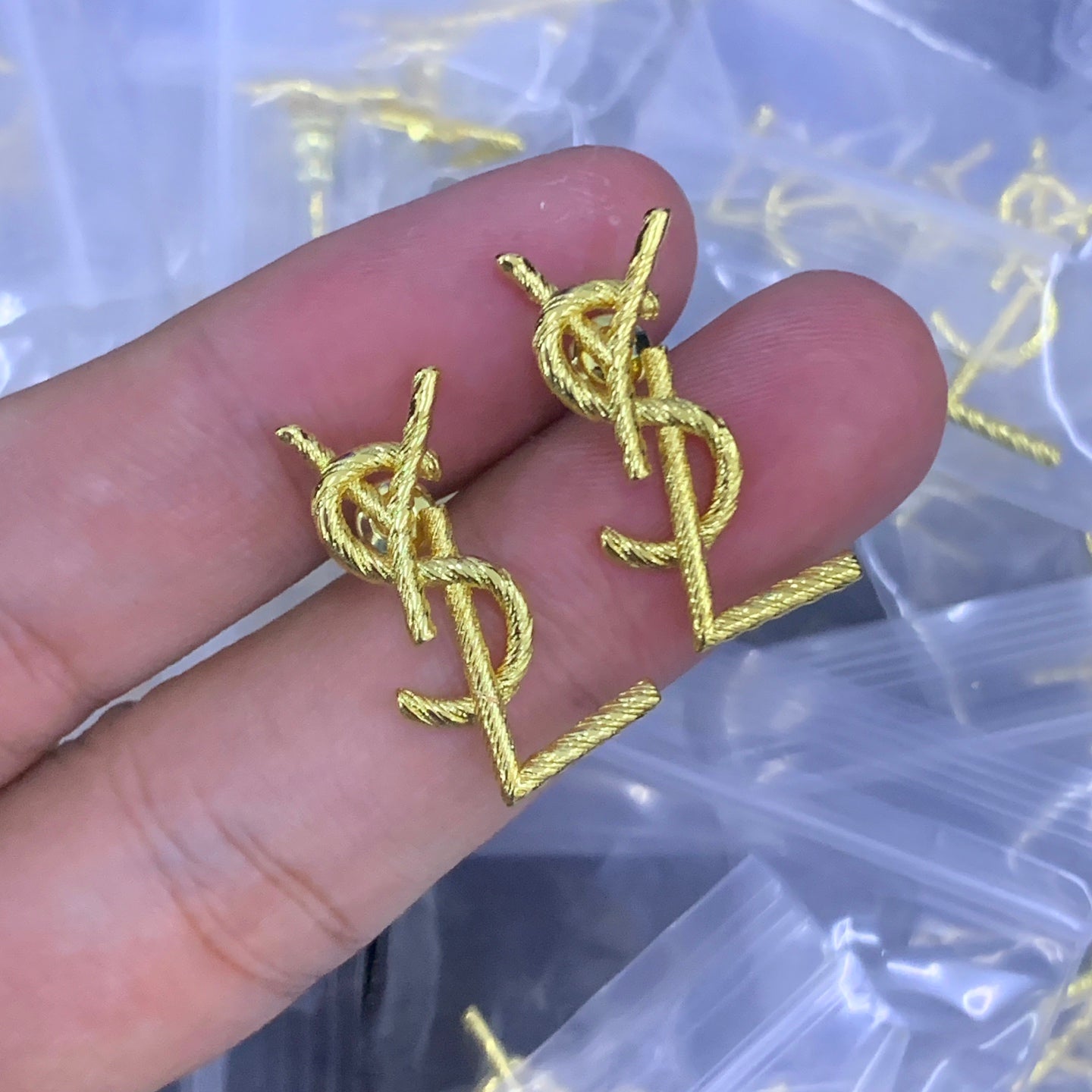 LuxluxHouse Low Price And High Quality Accessories YSL