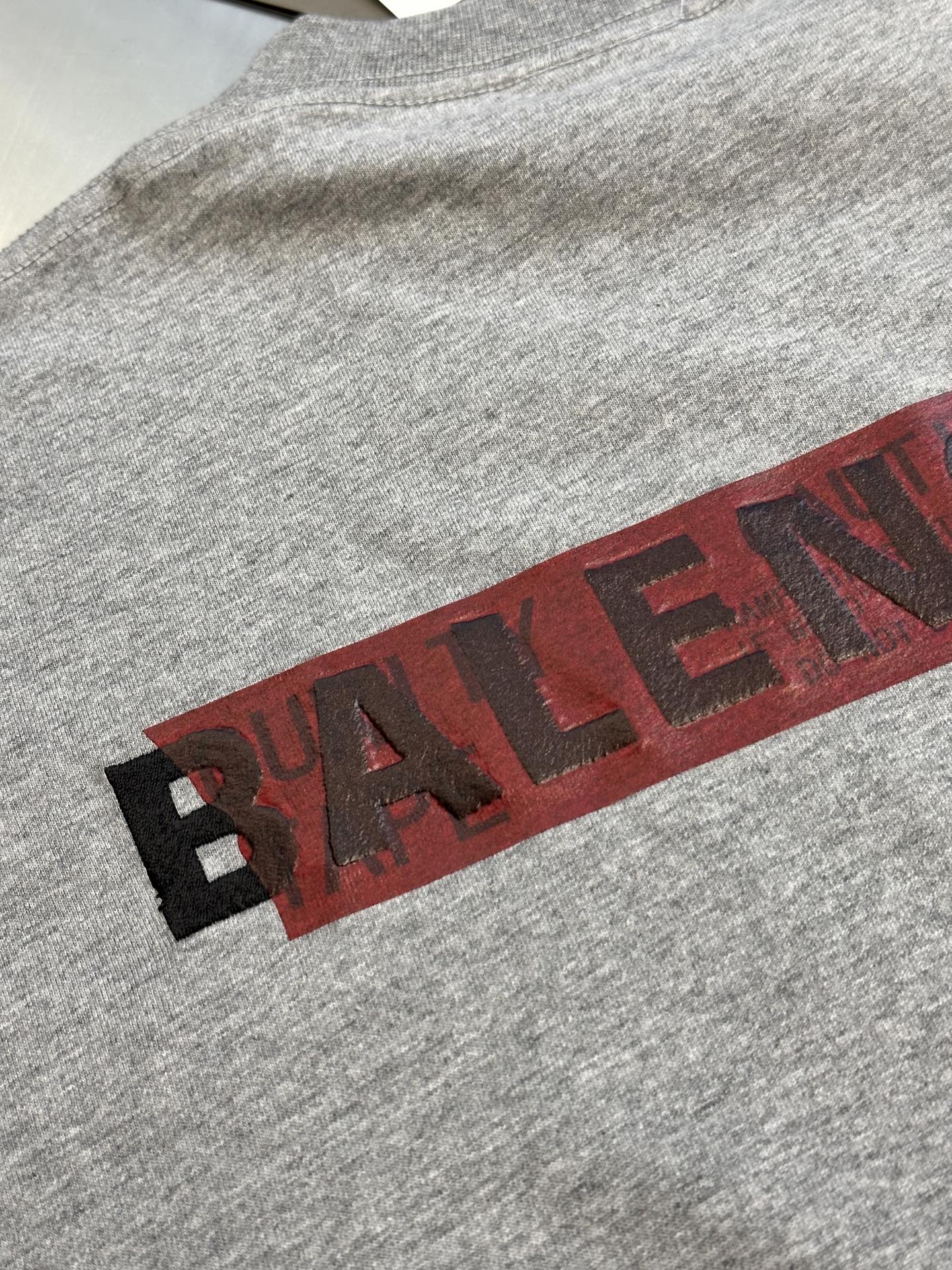 LuxluxHouse Best Quality Clothes Balenciaga T-shirt