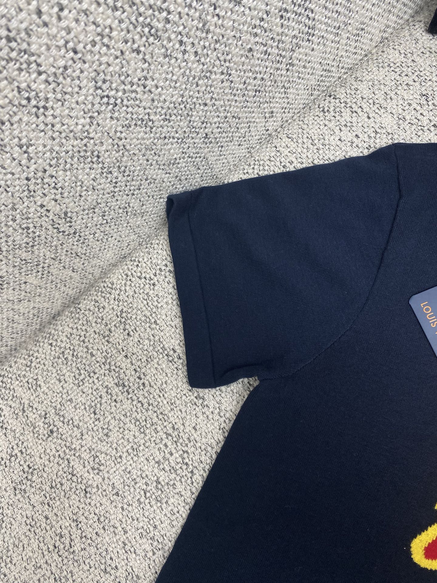 LuxluxHouse Best Quality Clothes T-shirt Louis Vuitton