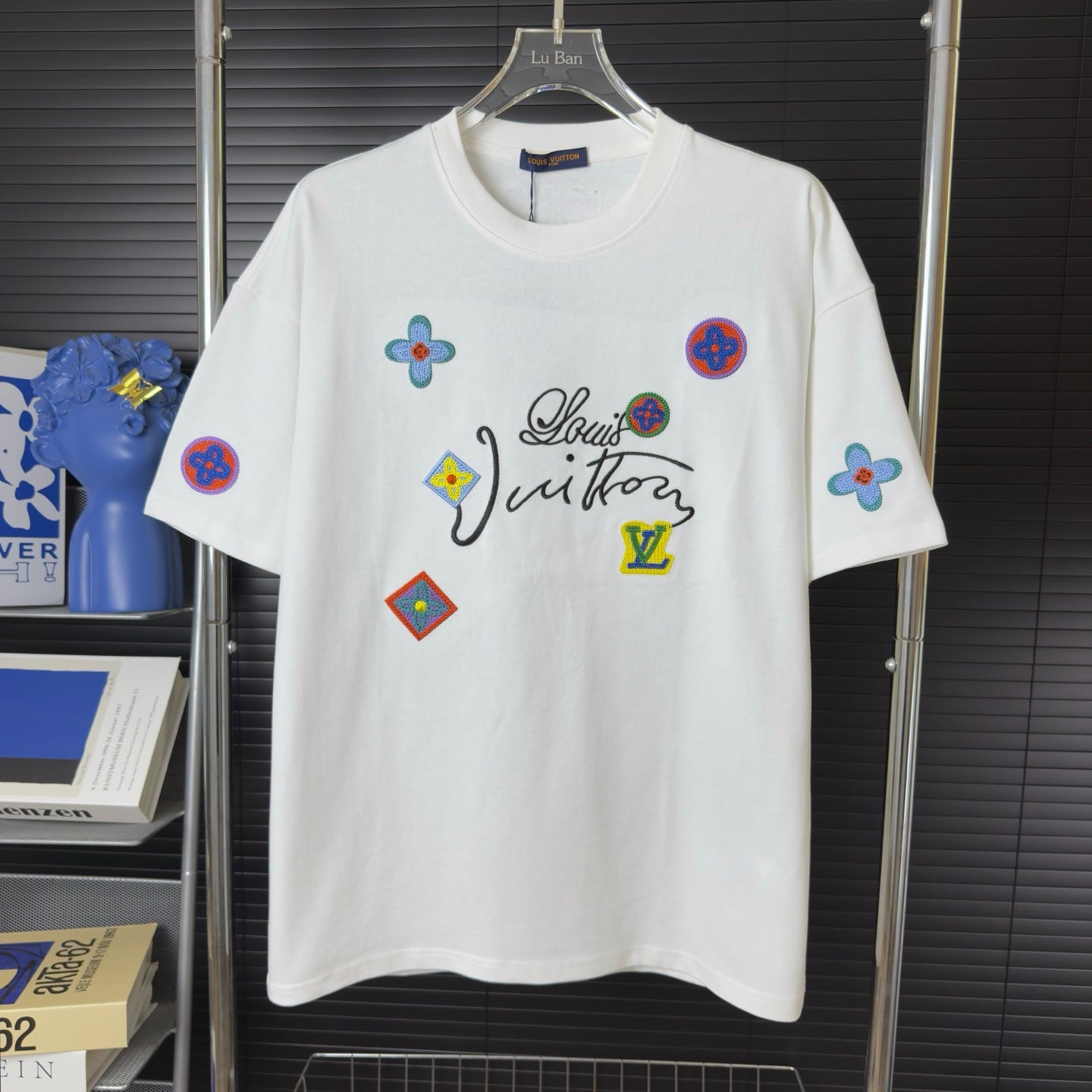 LuxluxHouse Best Quality Clothes T-shirt Louis Vuitton