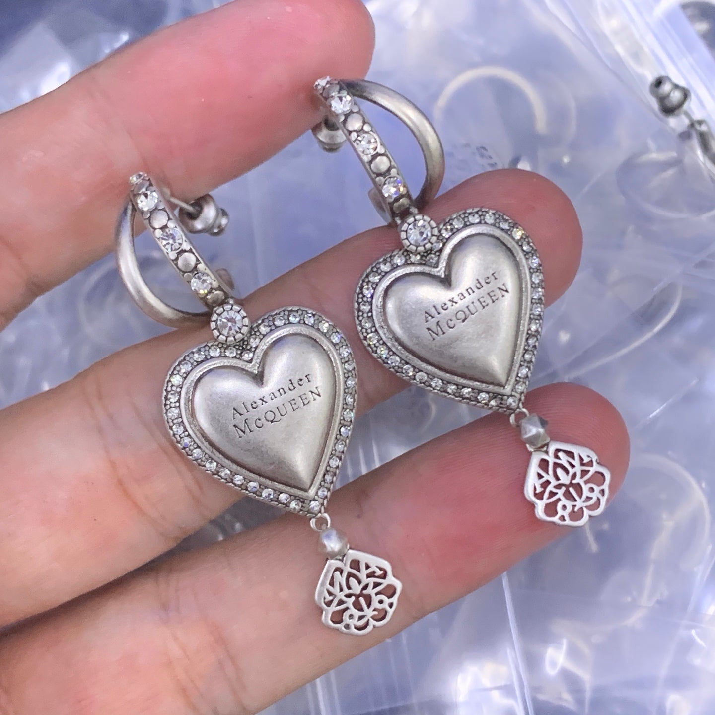LuxluxHouse Low Price And High Quality Accessories Alexander McQueen