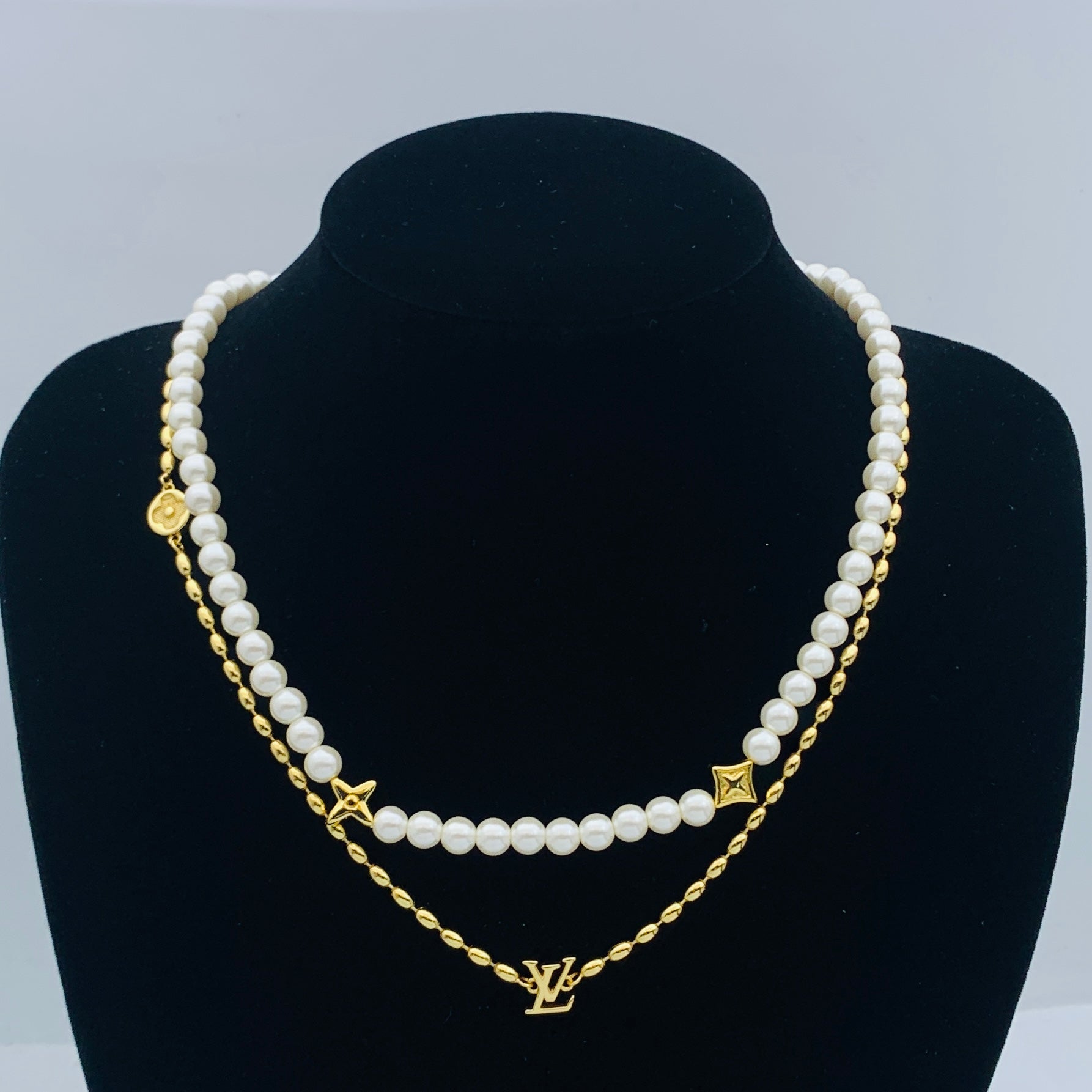 LuxluxHouse Low Price And High Quality Accessories Louis Vuitton