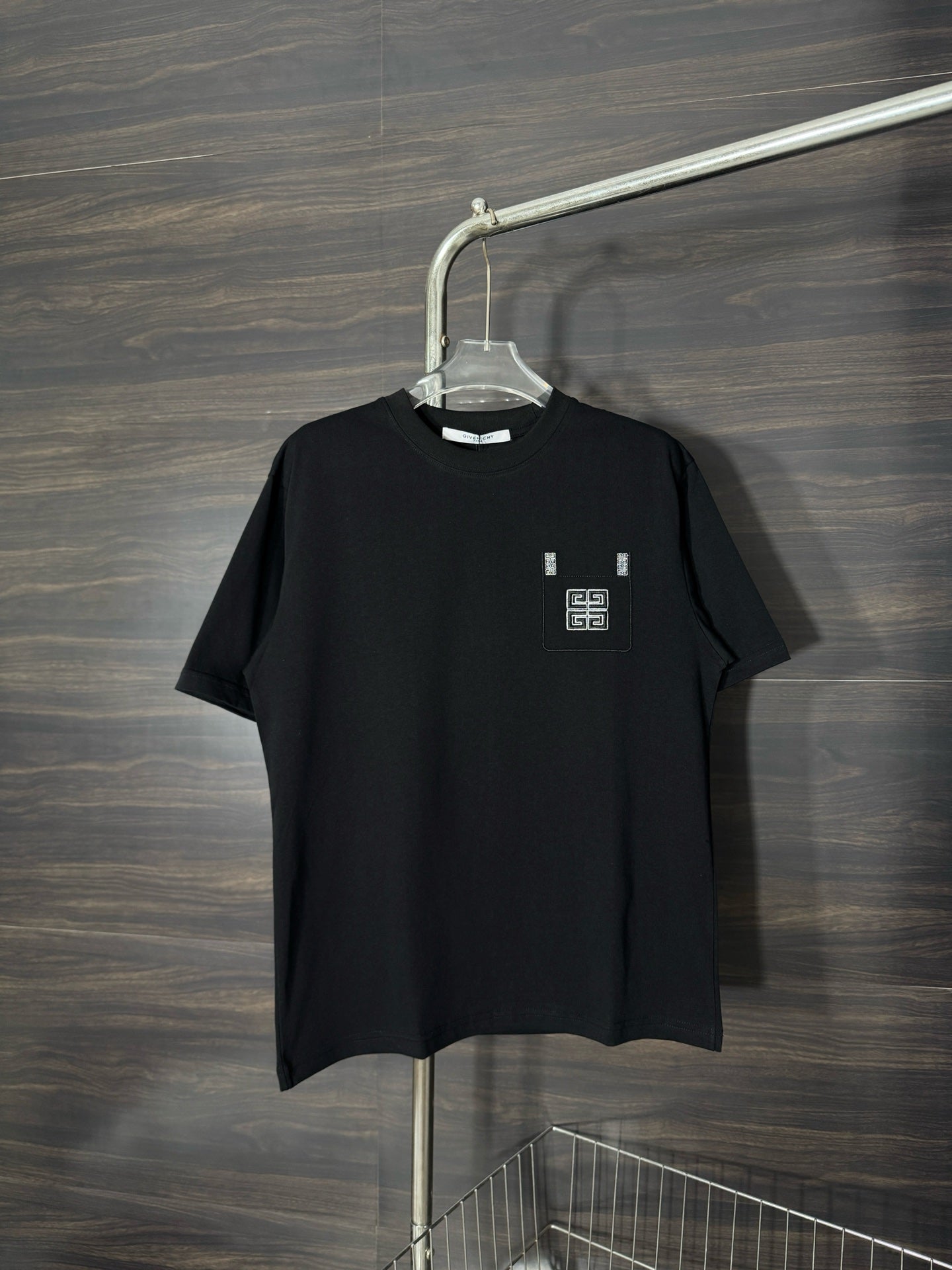 LuxluxHouse Best Quality Clothes Givenchy T-shirt