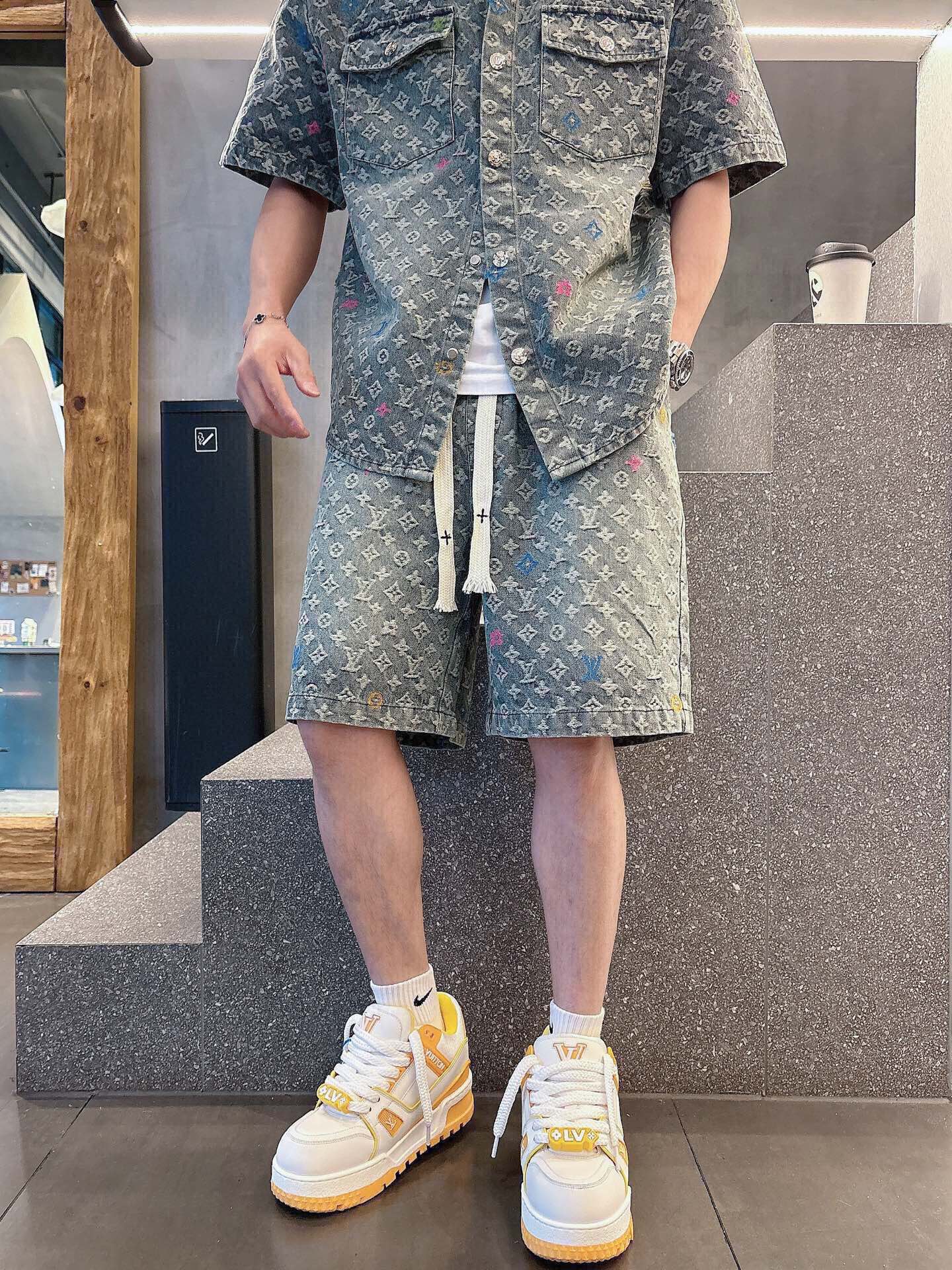 LuxluxHouse Best Quality Clothes T-shirt Louis Vuitton