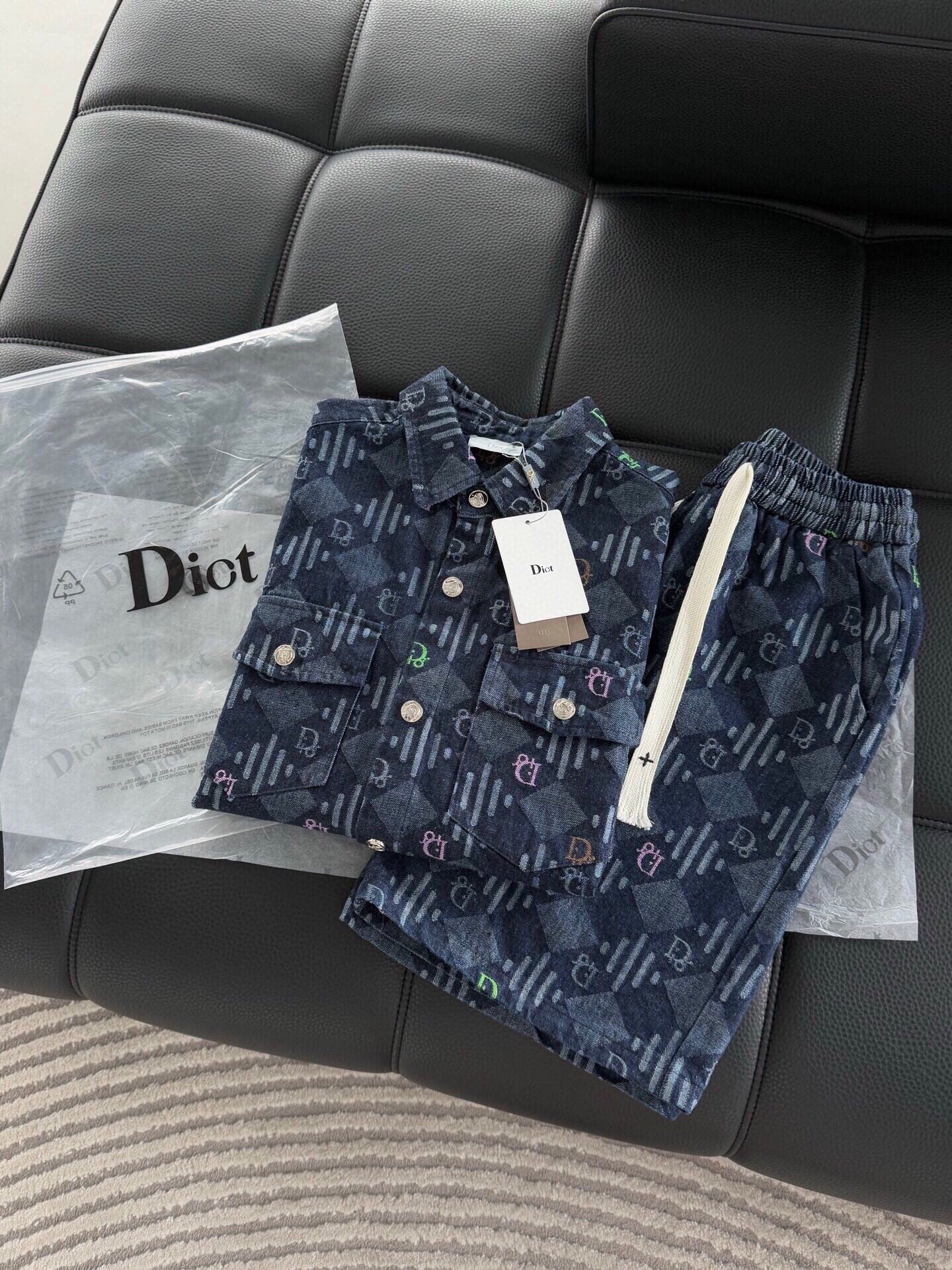 LuxluxHouse Best Quality Clothes T-shirt Dior
