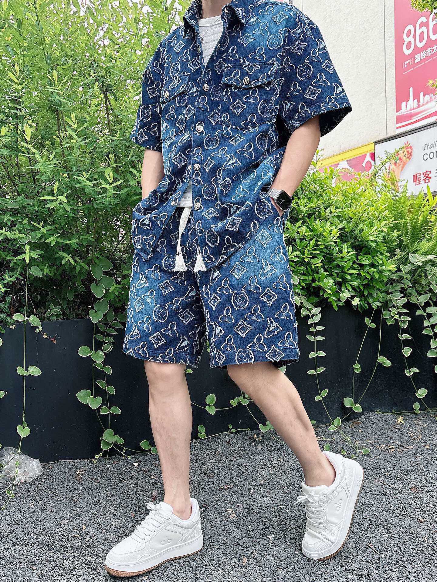 LuxluxHouse Best Quality Clothes T-shirt Louis Vuitton