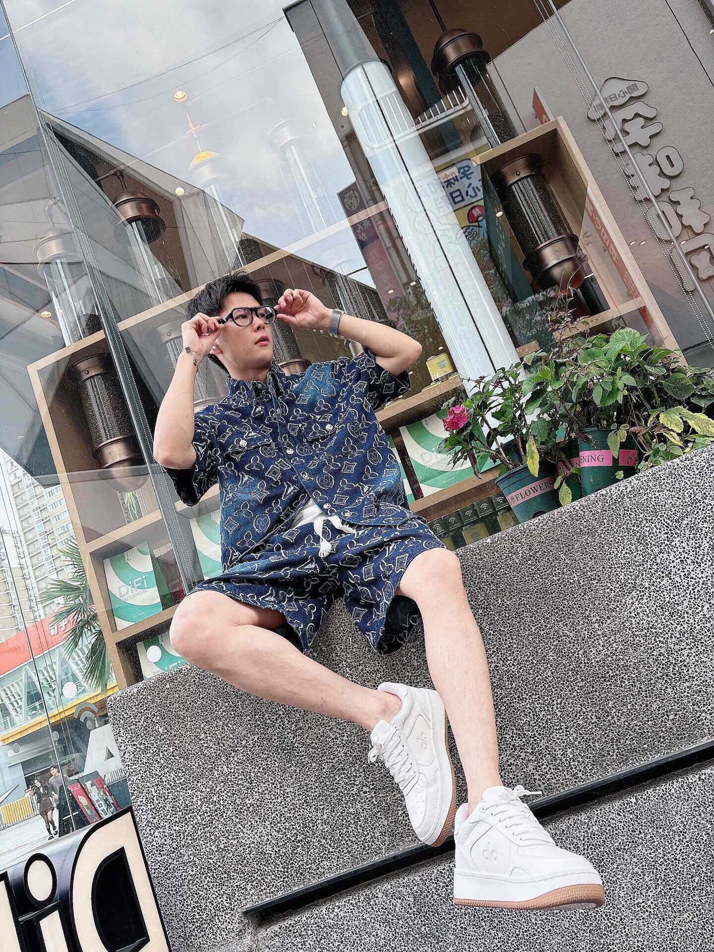 LuxluxHouse Best Quality Clothes T-shirt Louis Vuitton