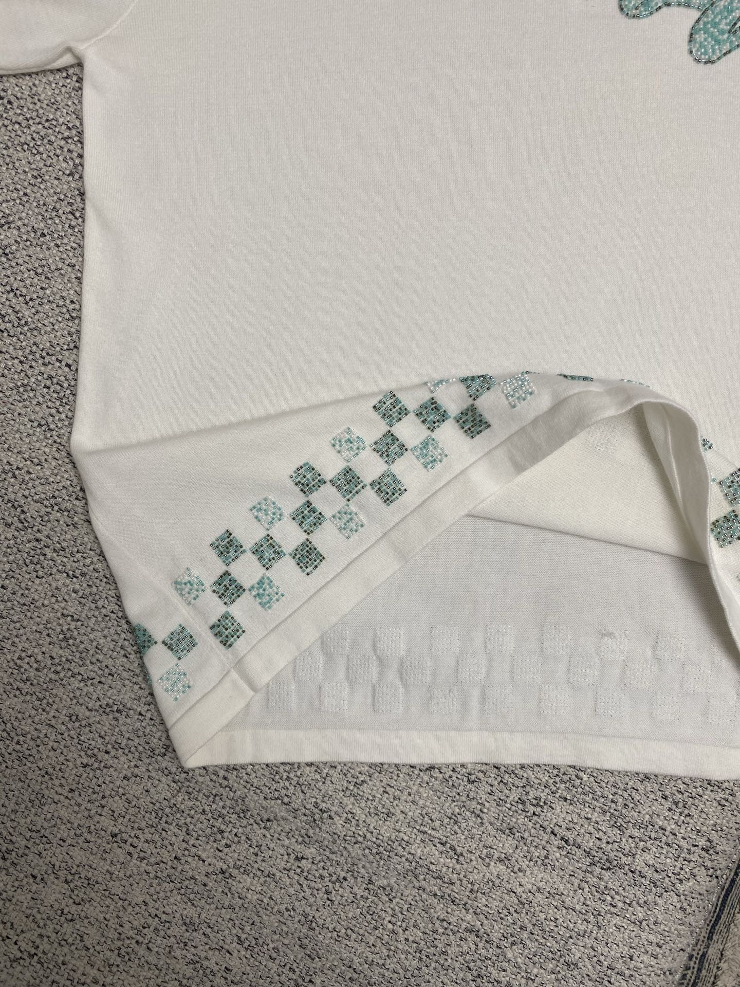 LuxluxHouse Best Quality Clothes T-shirt Louis Vuitton