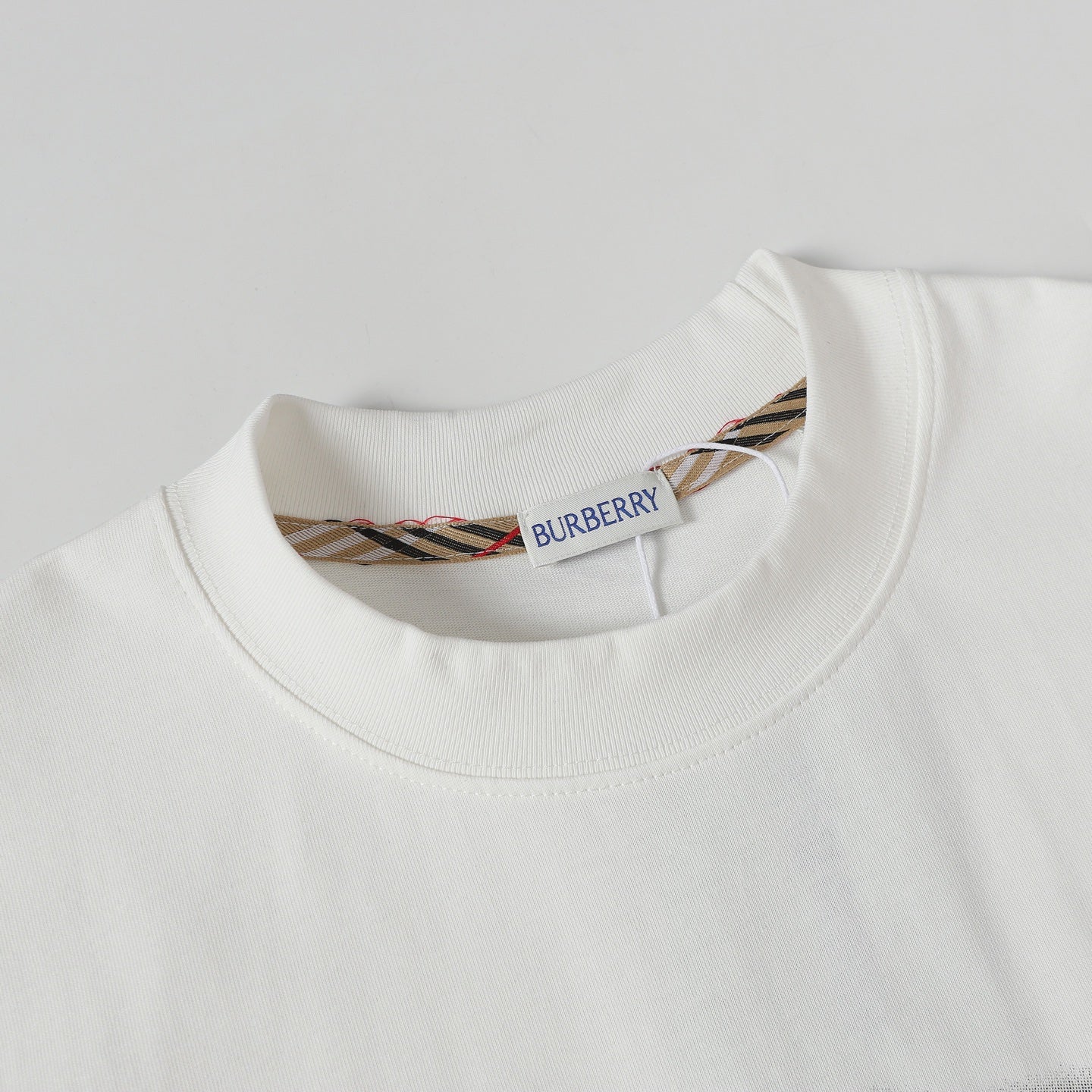 LuxluxHouse Best Quality Clothes Burberry T-shirt