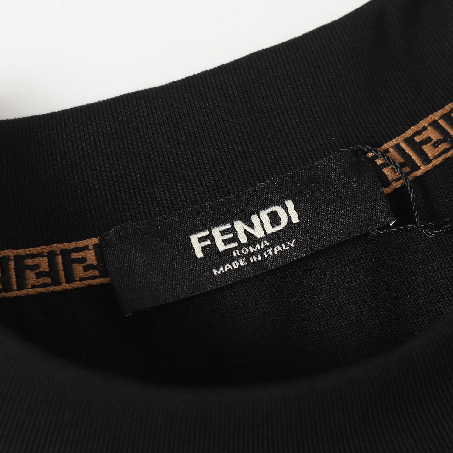 LuxluxHouse Best Quality Clothes Fendi T-shirt