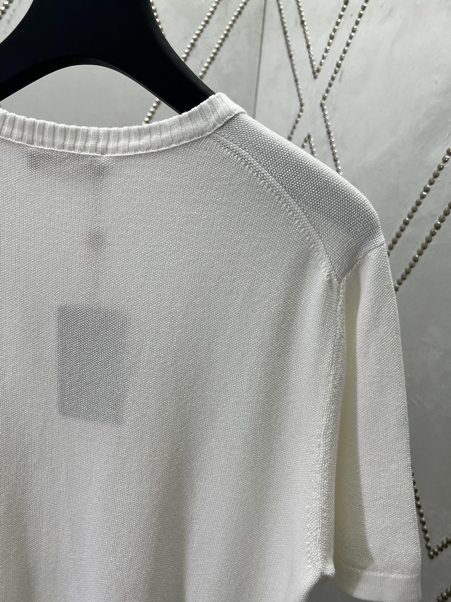 LuxluxHouse Best Quality Clothes T-shirt