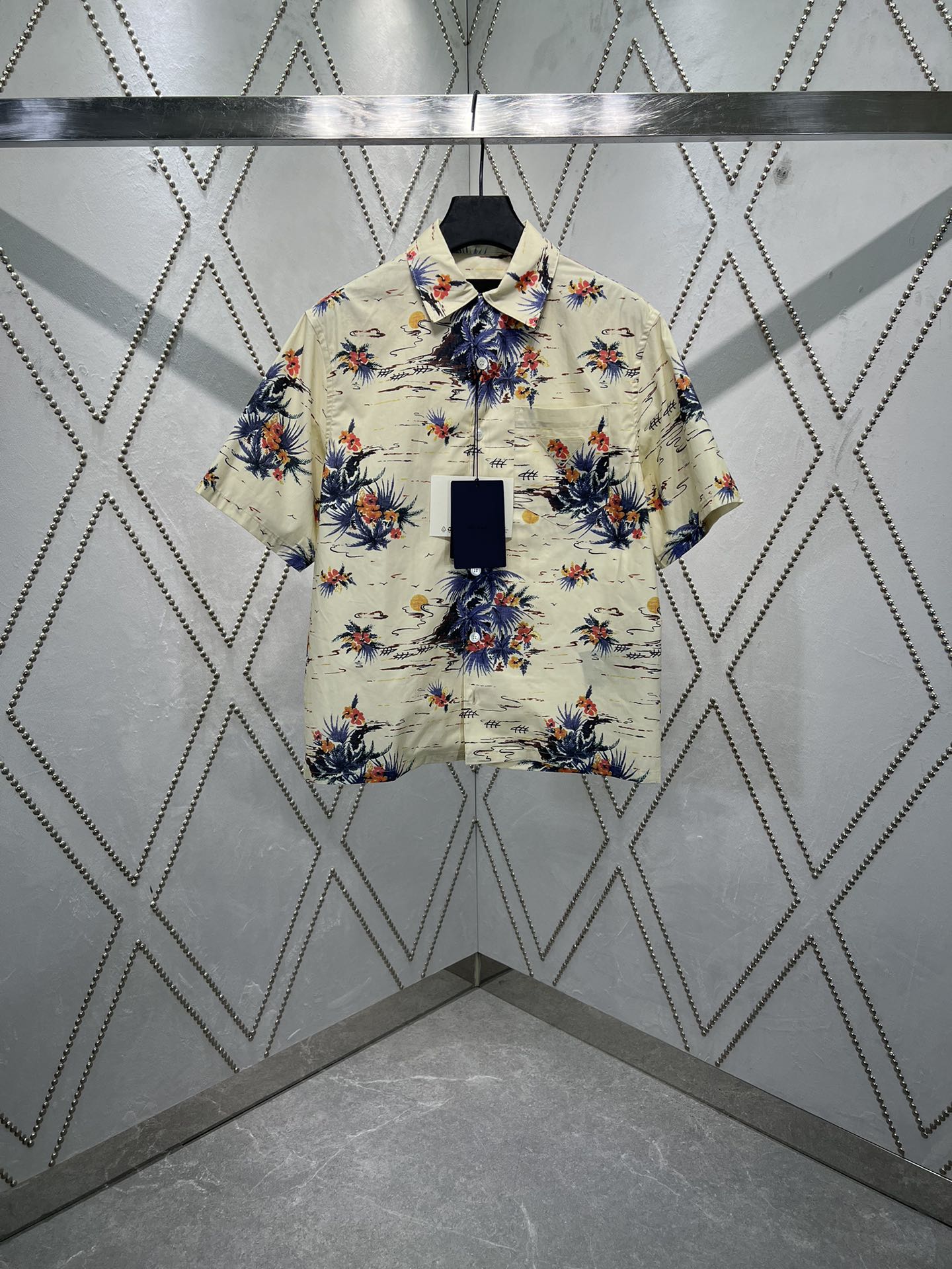 LuxluxHouse Best Quality Clothes Shirts&Polo Prada