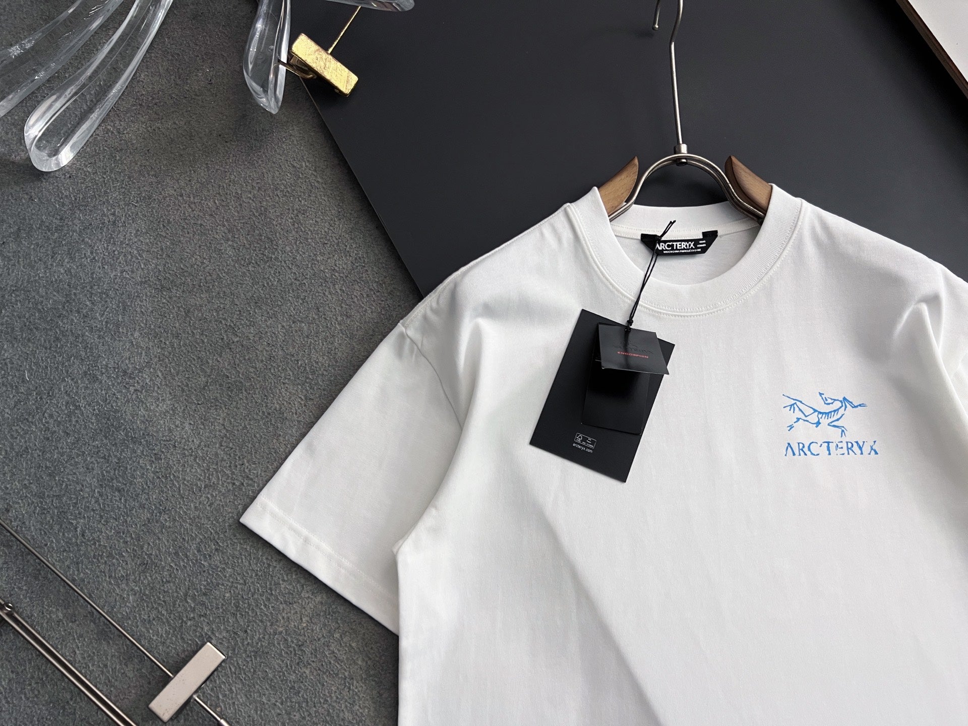 LuxluxHouse Best Quality Clothes T-shirt Arcteryx