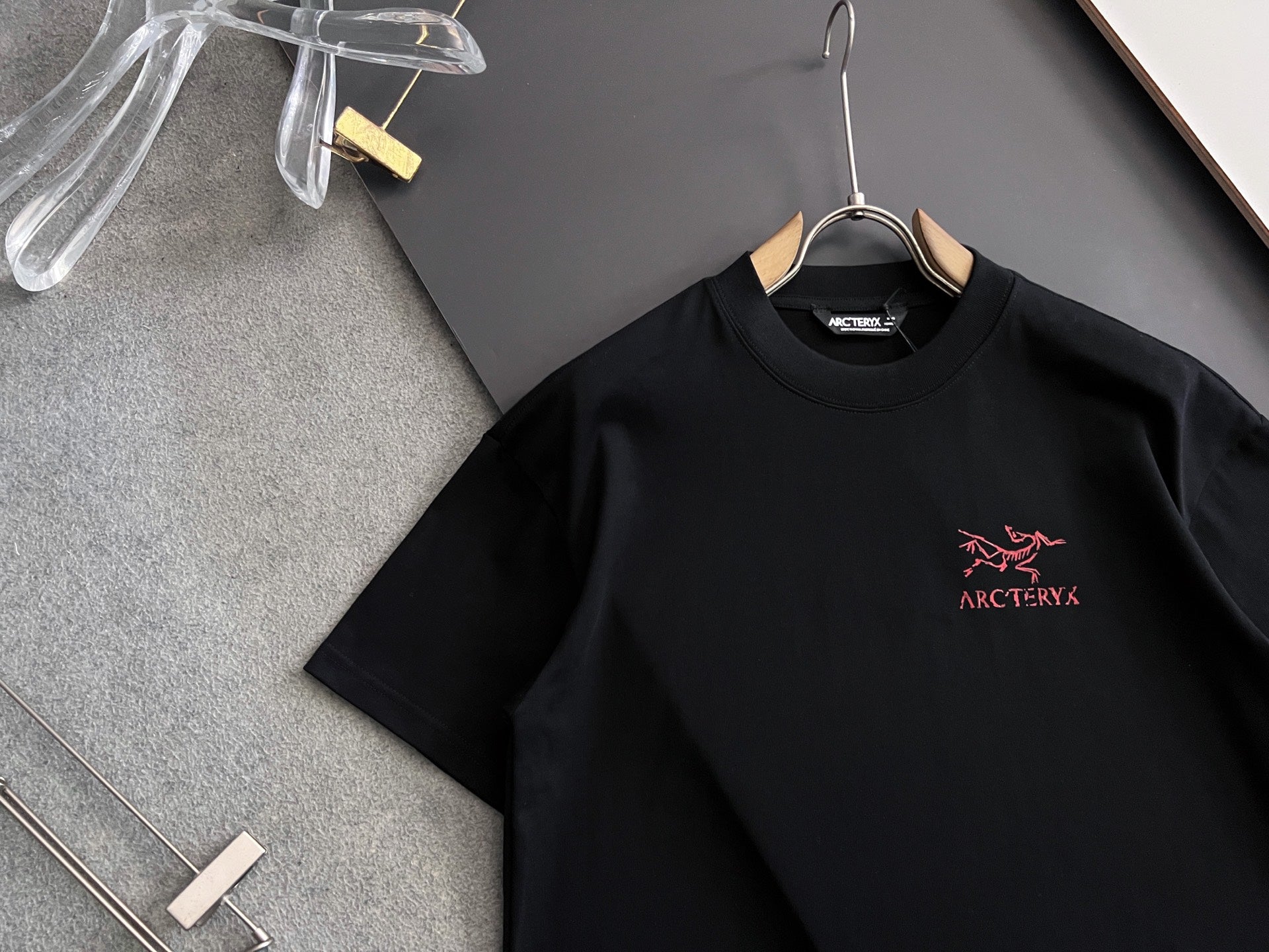 LuxluxHouse Best Quality Clothes T-shirt Arcteryx