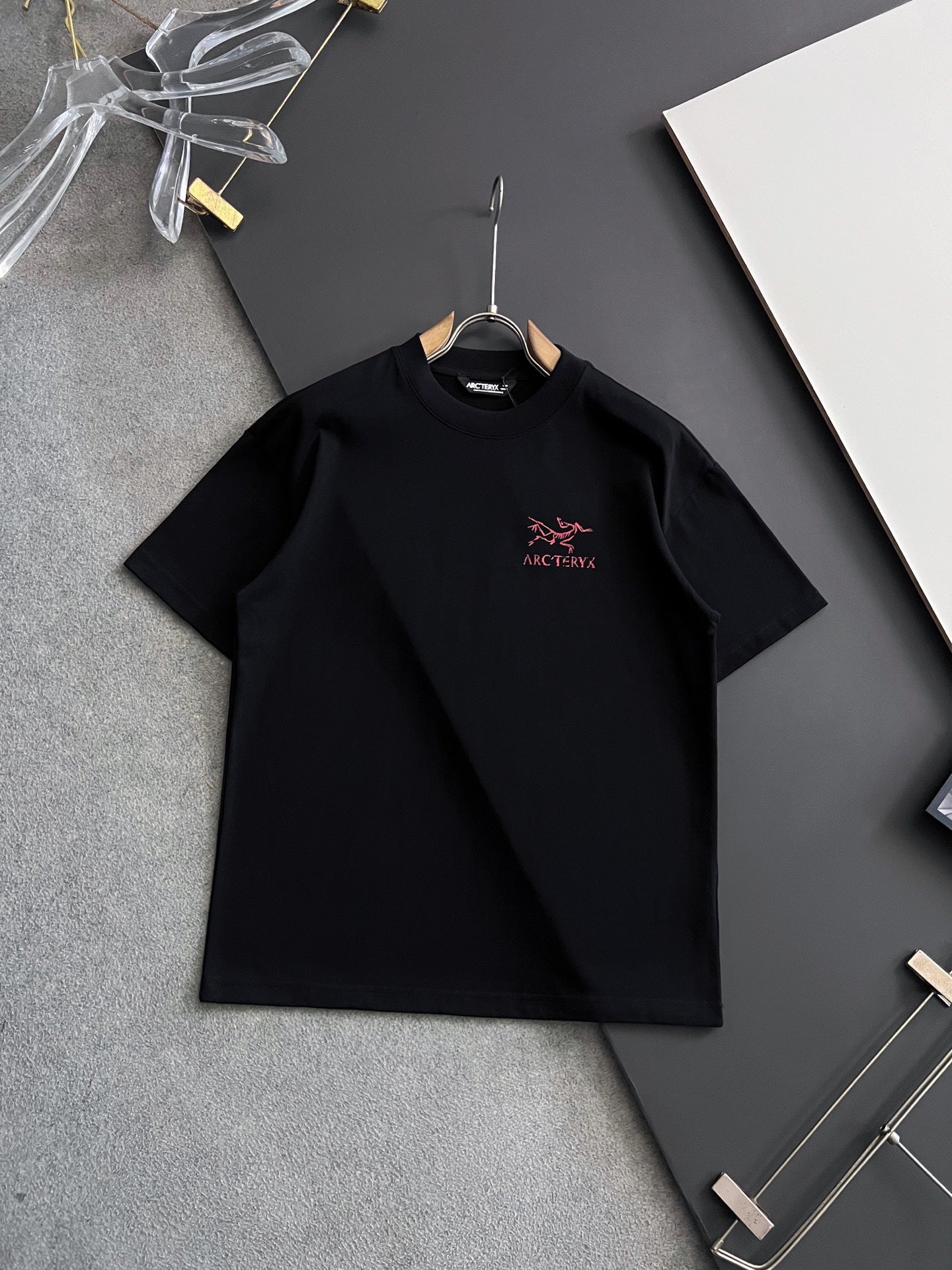LuxluxHouse Best Quality Clothes T-shirt Arcteryx