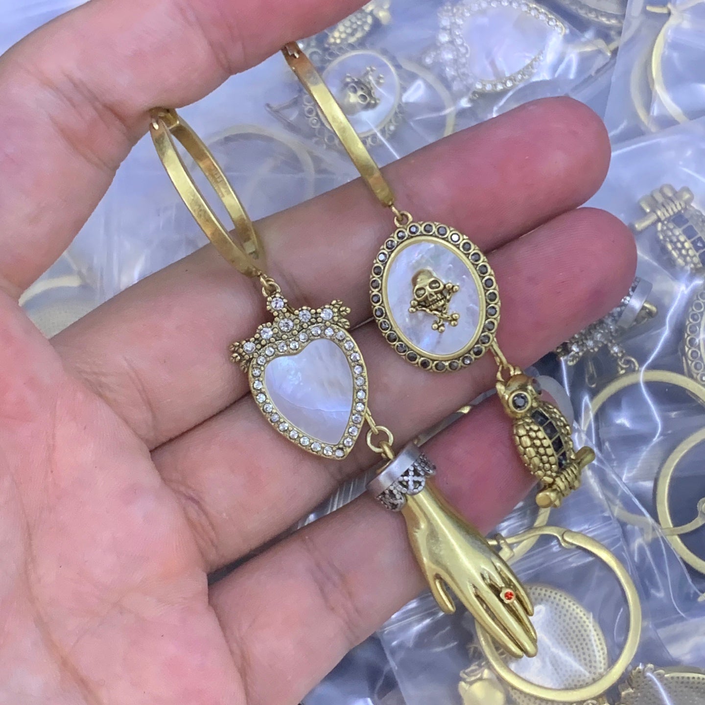 LuxluxHouse Low Price And High Quality Accessories Alexander McQueen