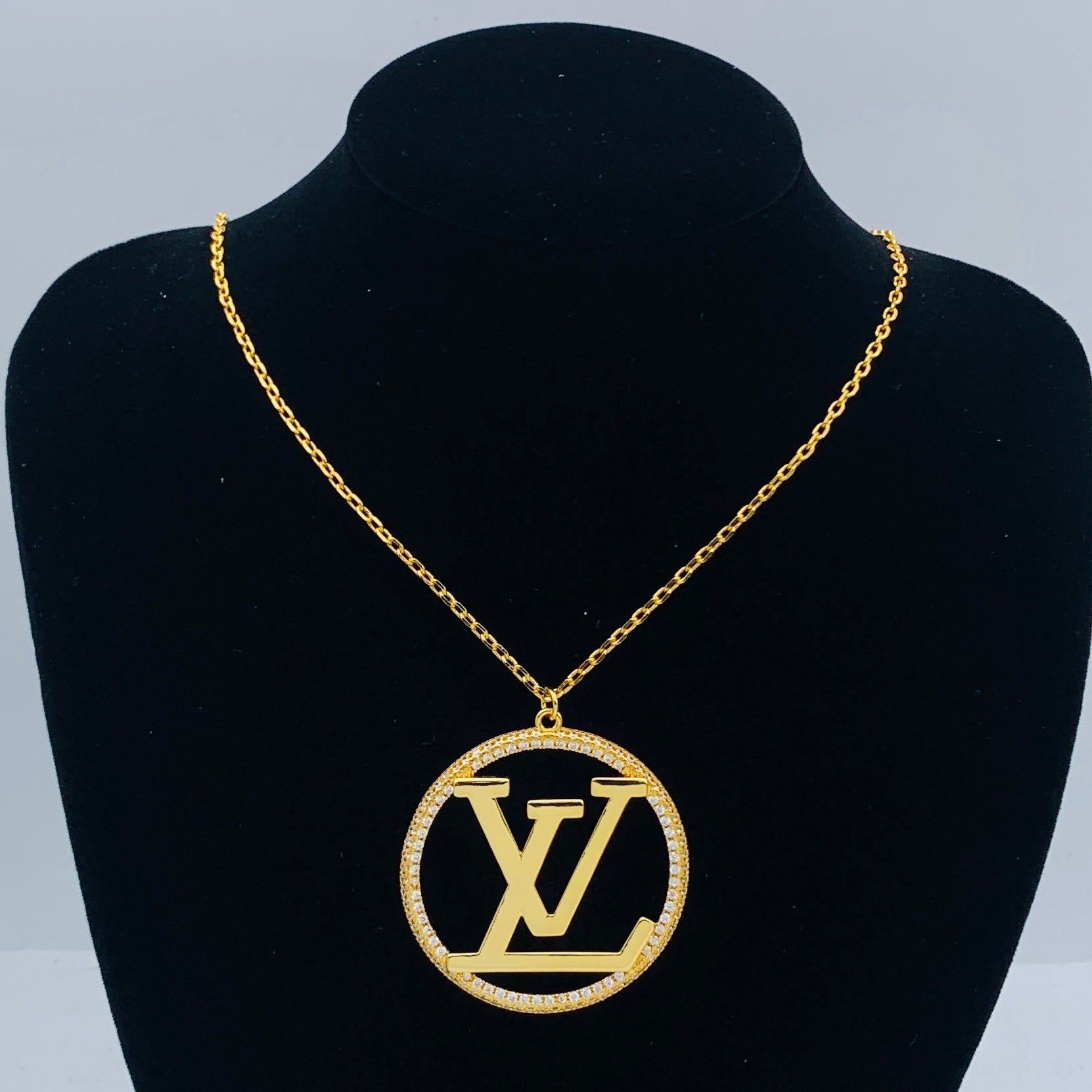 LuxluxHouse Low Price And High Quality Accessories Louis Vuitton