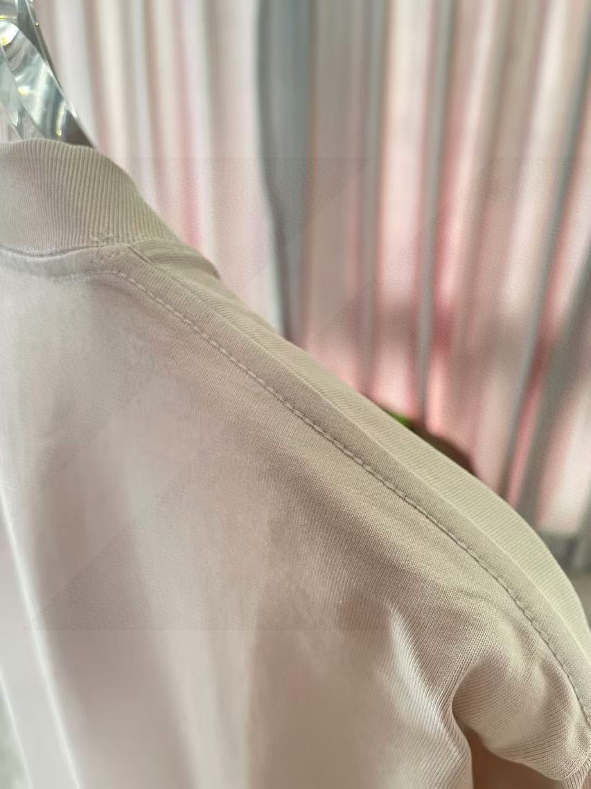 LuxluxHouse Best Quality Clothes Valentino T-shirt