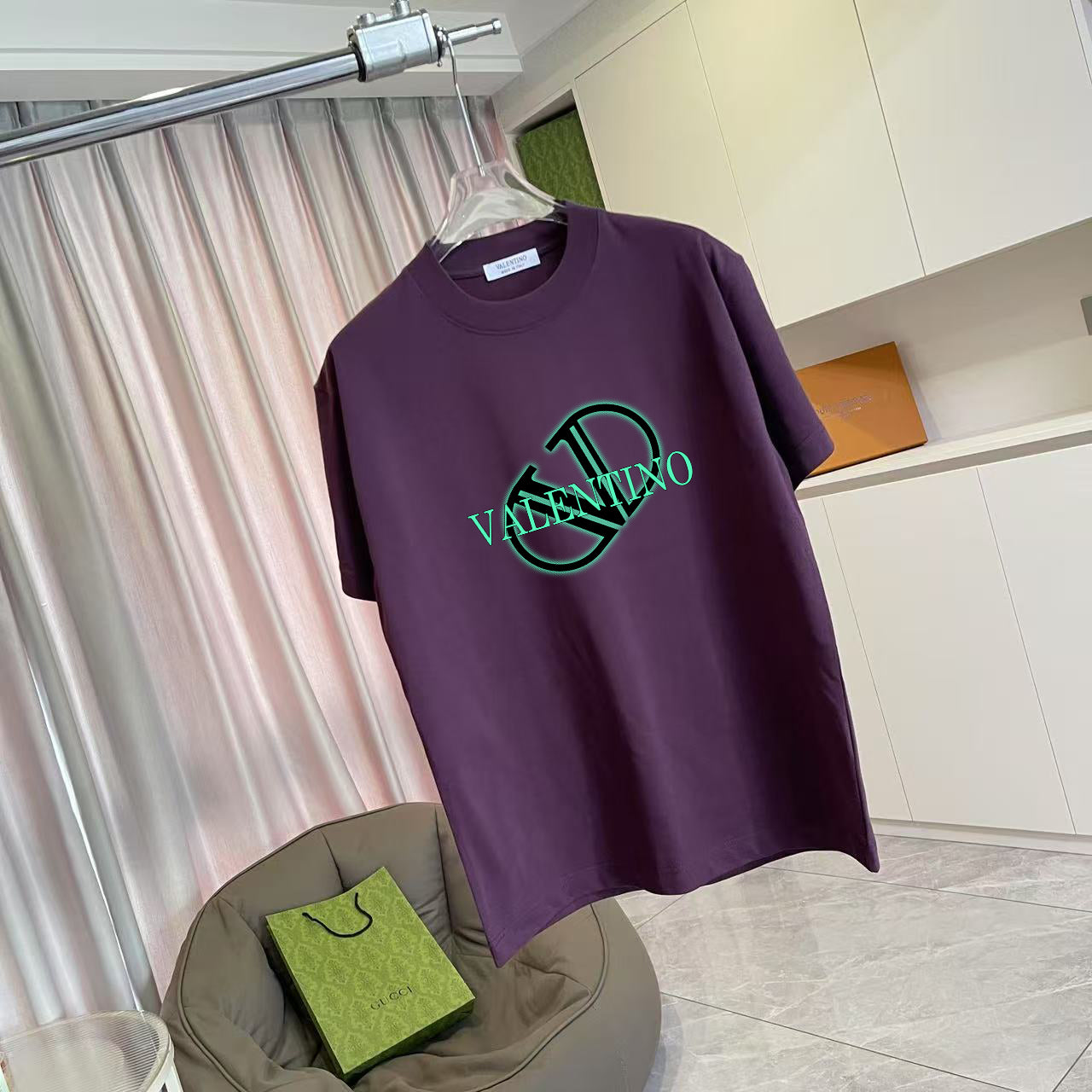 LuxluxHouse Best Quality Clothes Valentino T-shirt