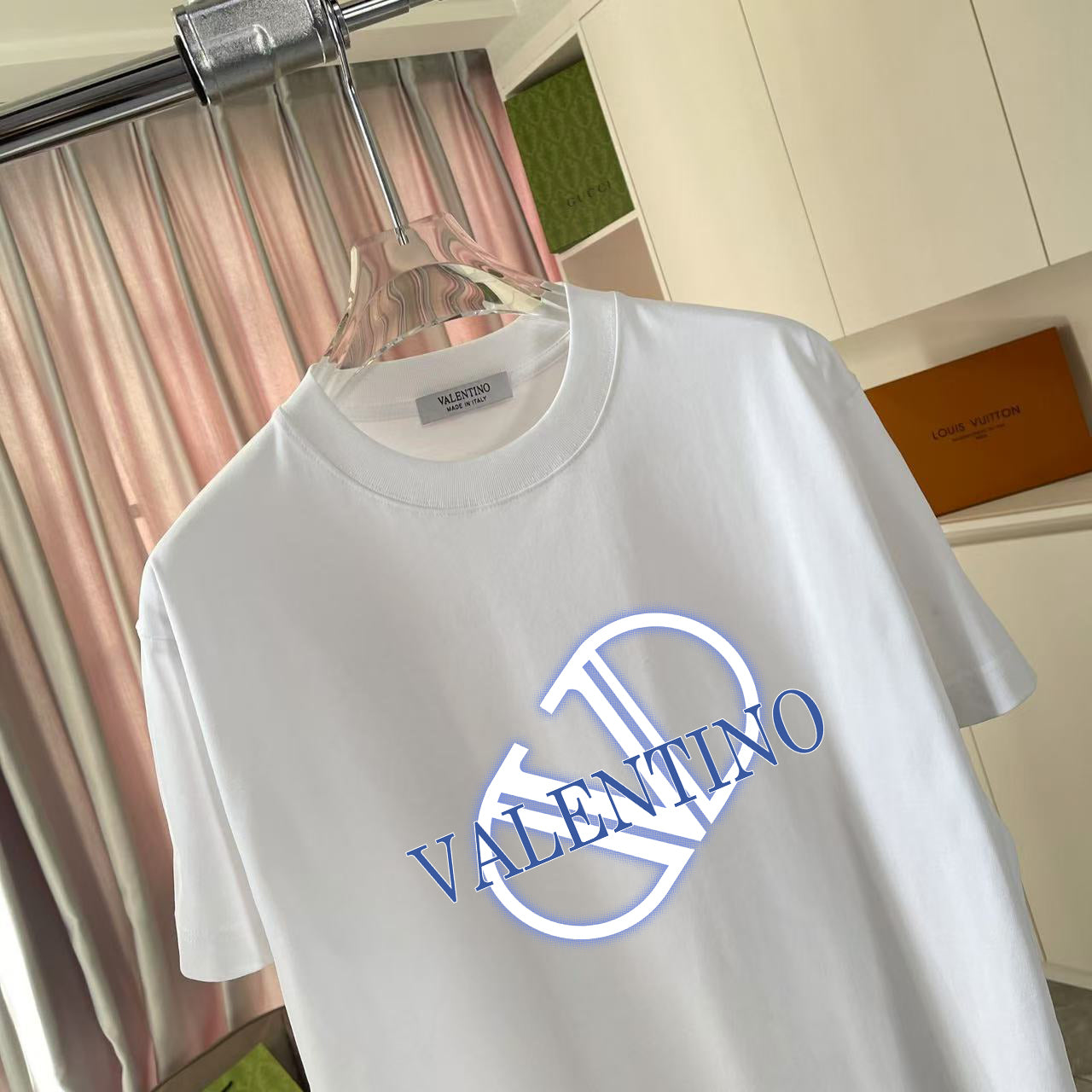 LuxluxHouse Best Quality Clothes Valentino T-shirt