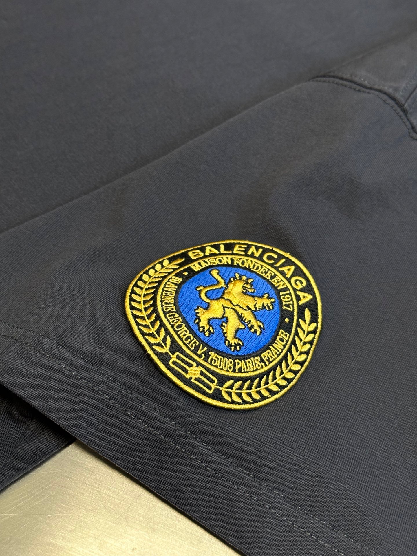 LuxluxHouse Best Quality Clothes Balenciaga T-shirt