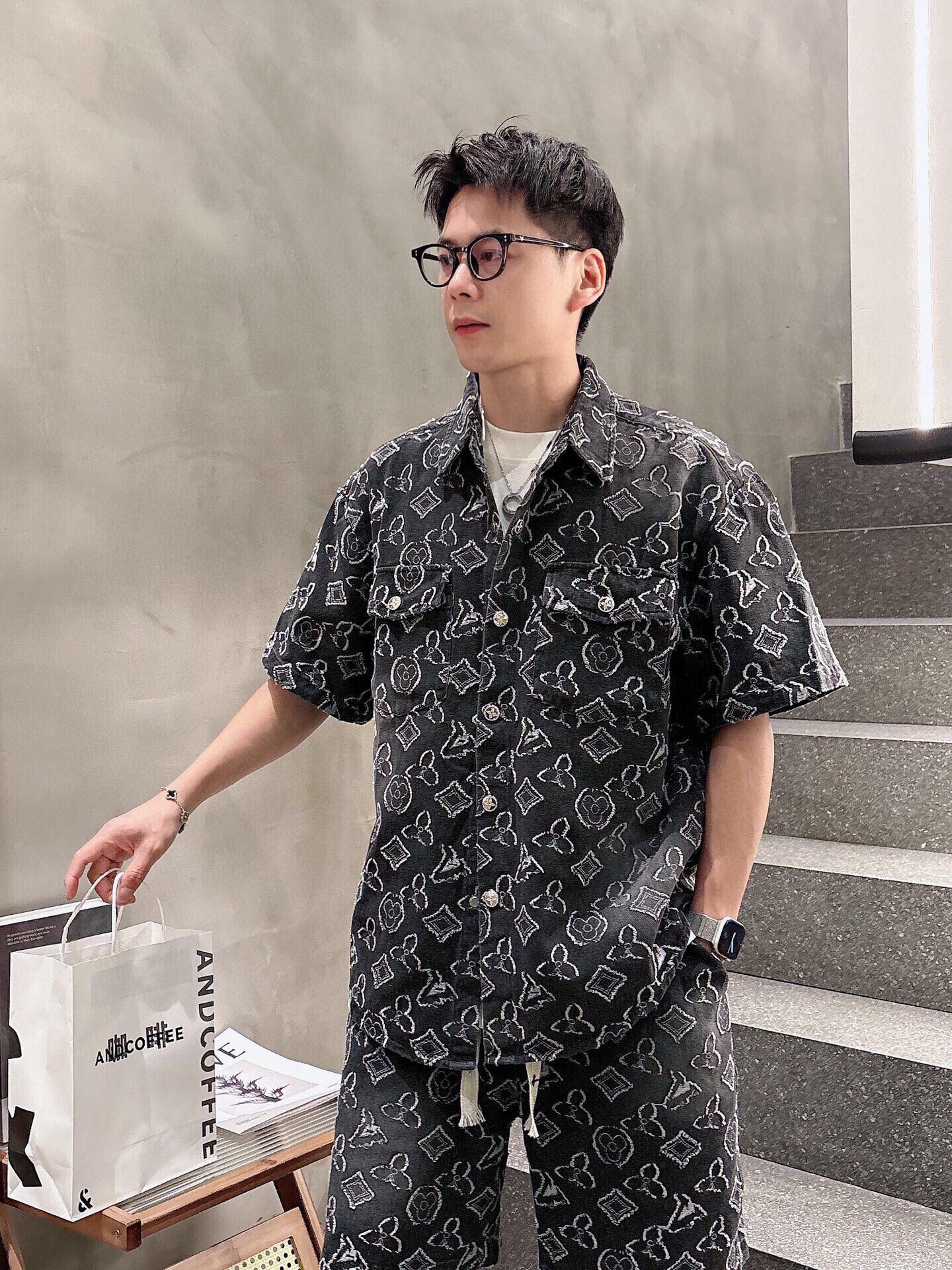 LuxluxHouse Best Quality Clothes T-shirt Louis Vuitton