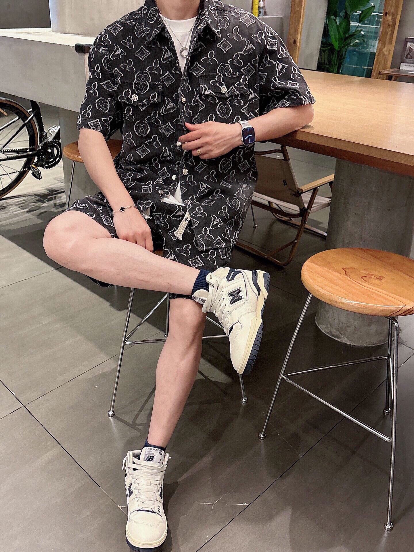 LuxluxHouse Best Quality Clothes T-shirt Louis Vuitton