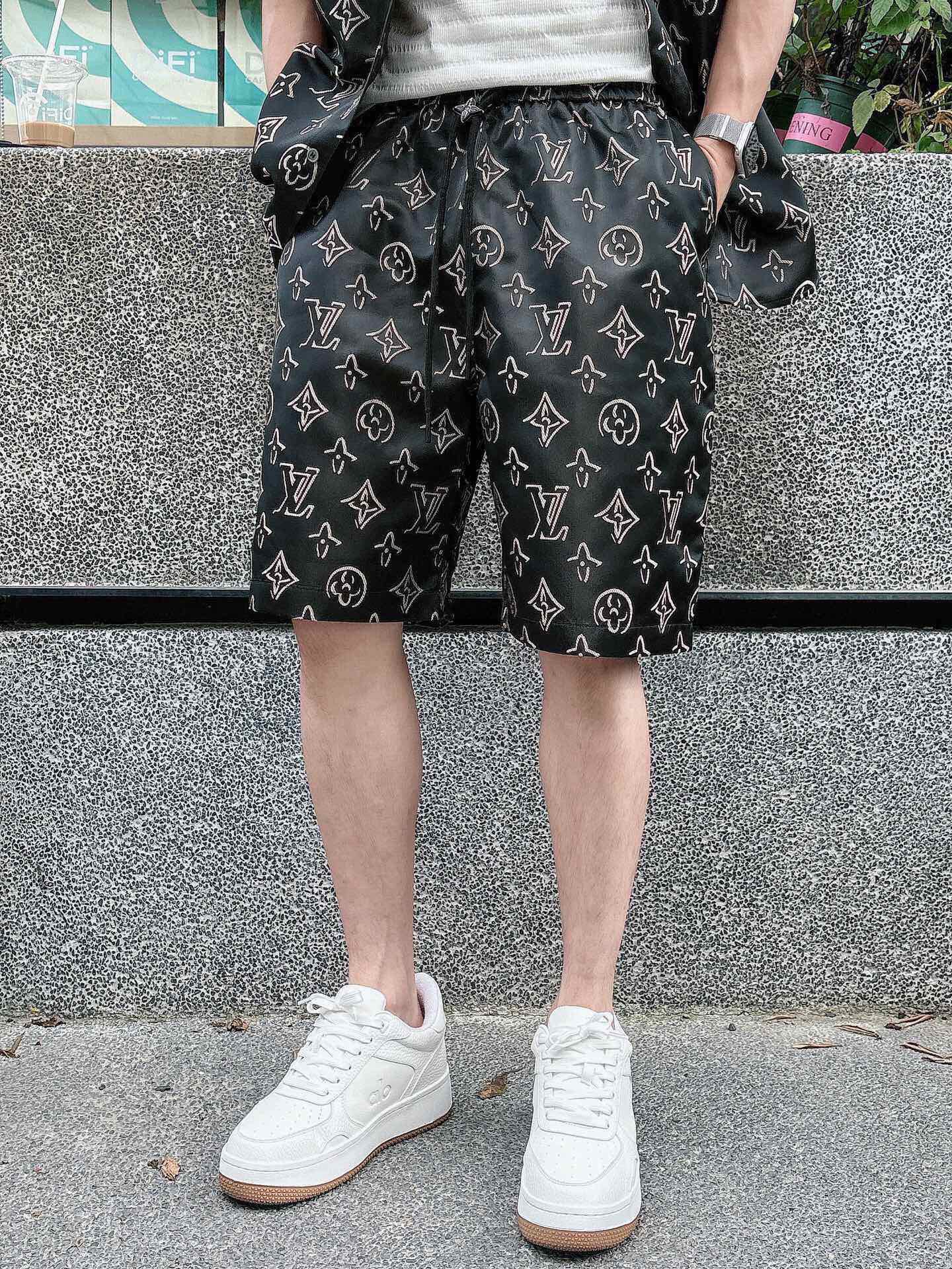 LuxluxHouse Best Quality Clothes T-shirt Louis Vuitton