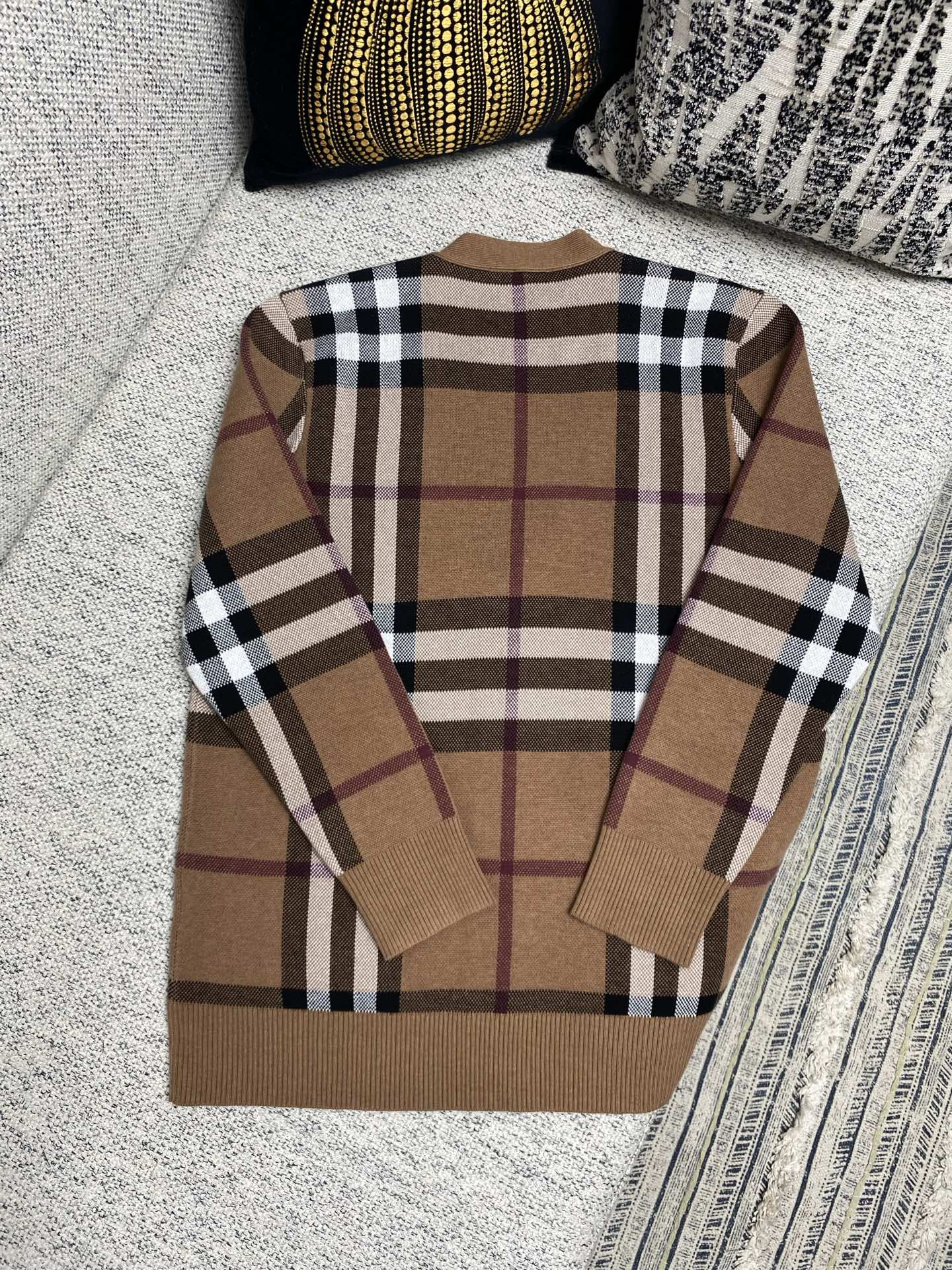 LuxluxHouse Best Quality Clothes Burberry Hoodie & Sweater