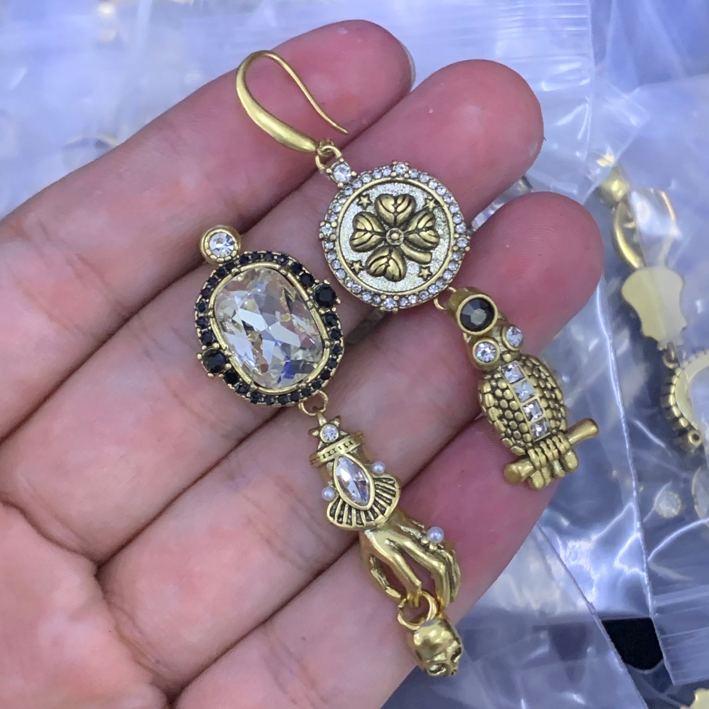 LuxluxHouse Low Price And High Quality Accessories Alexander McQueen