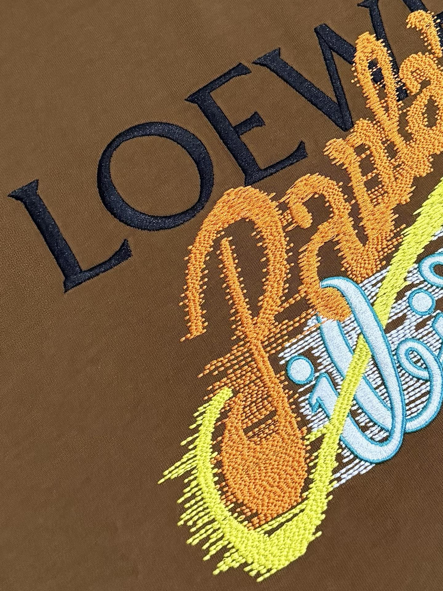 LuxluxHouse Best Quality Clothes T-shirt Loewe