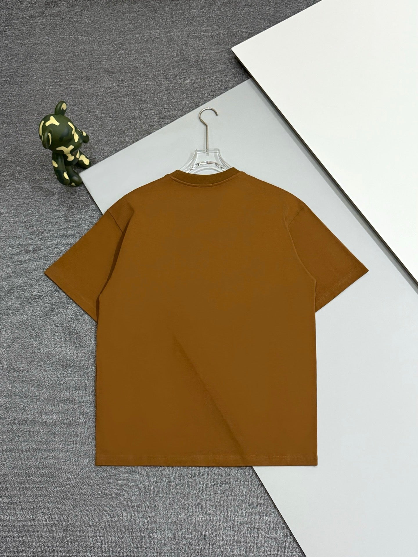 LuxluxHouse Best Quality Clothes T-shirt Loewe